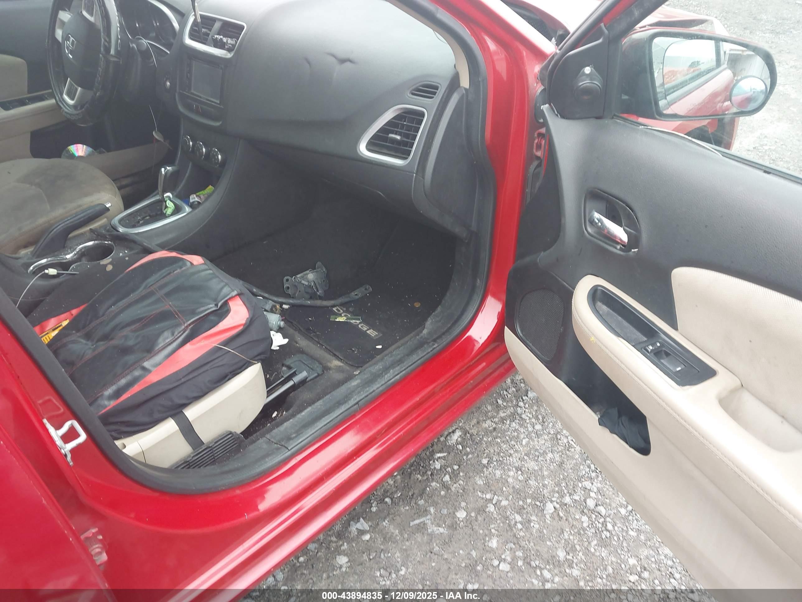 DODGE AVENGER image 5