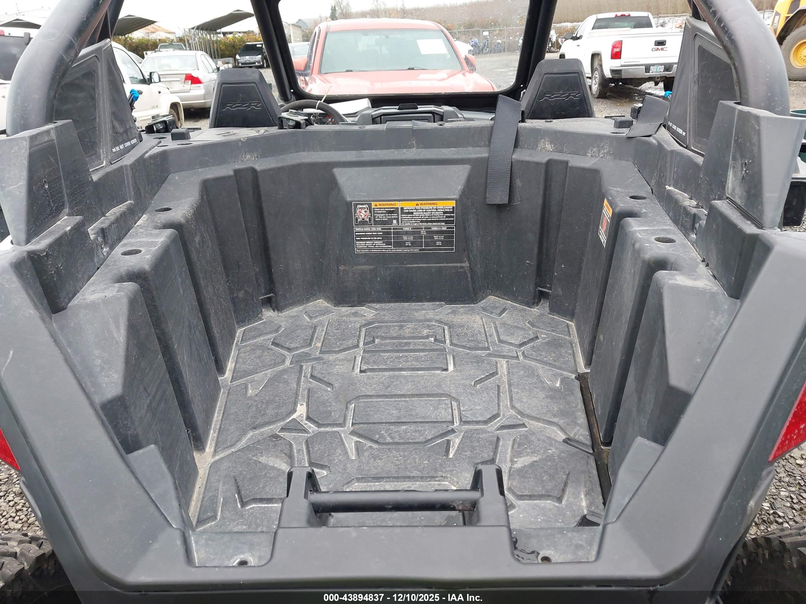 POLARIS RZR image 8
