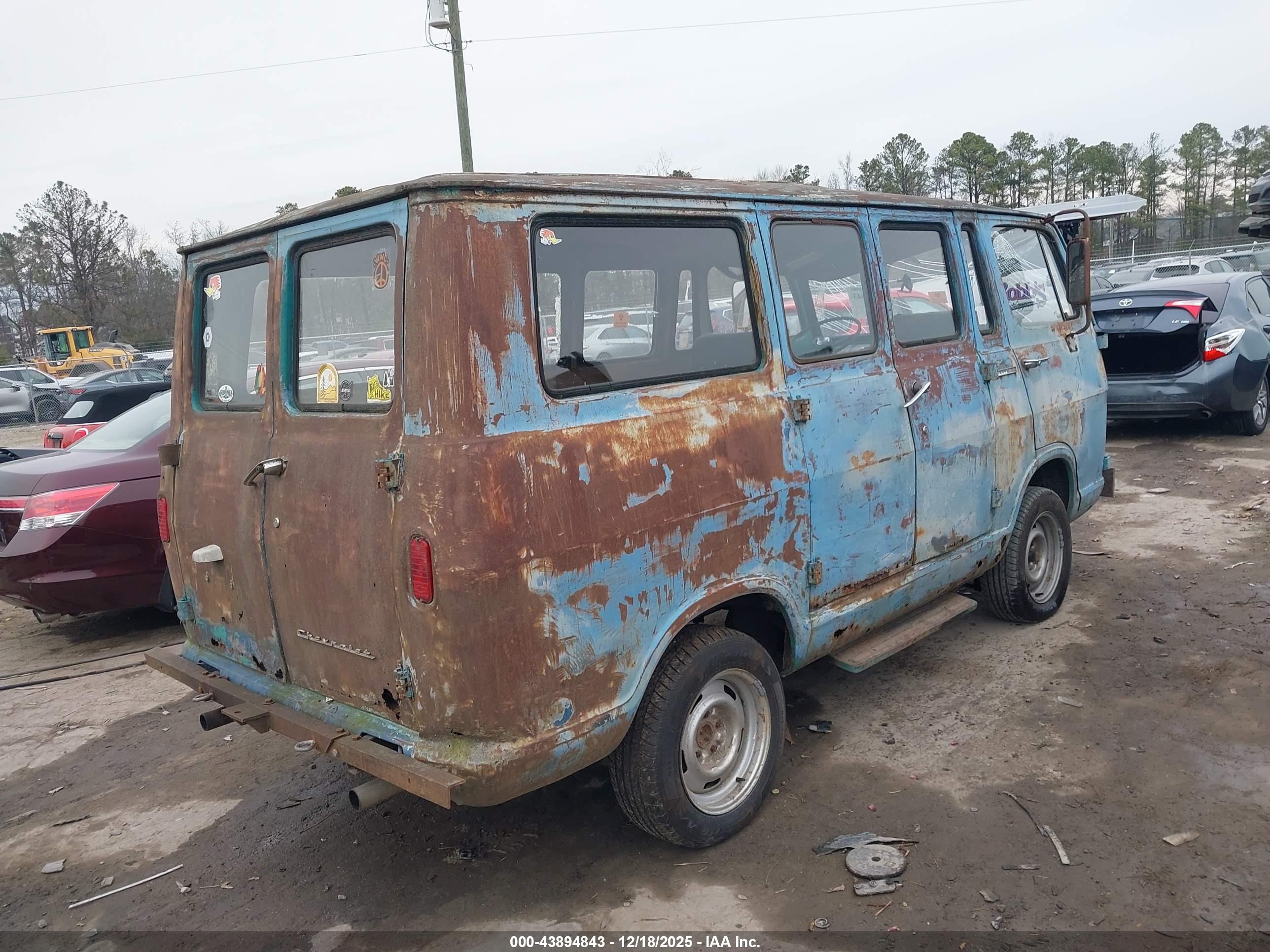 CHEV G10 image 4