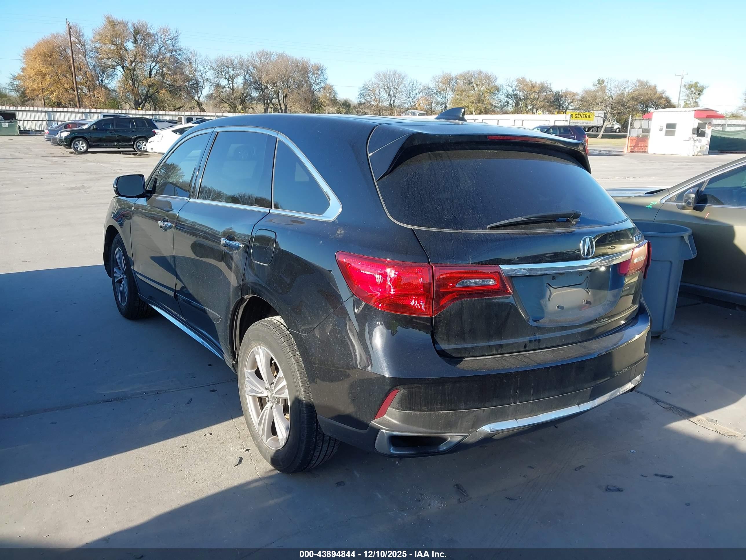 ACURA MDX image 3
