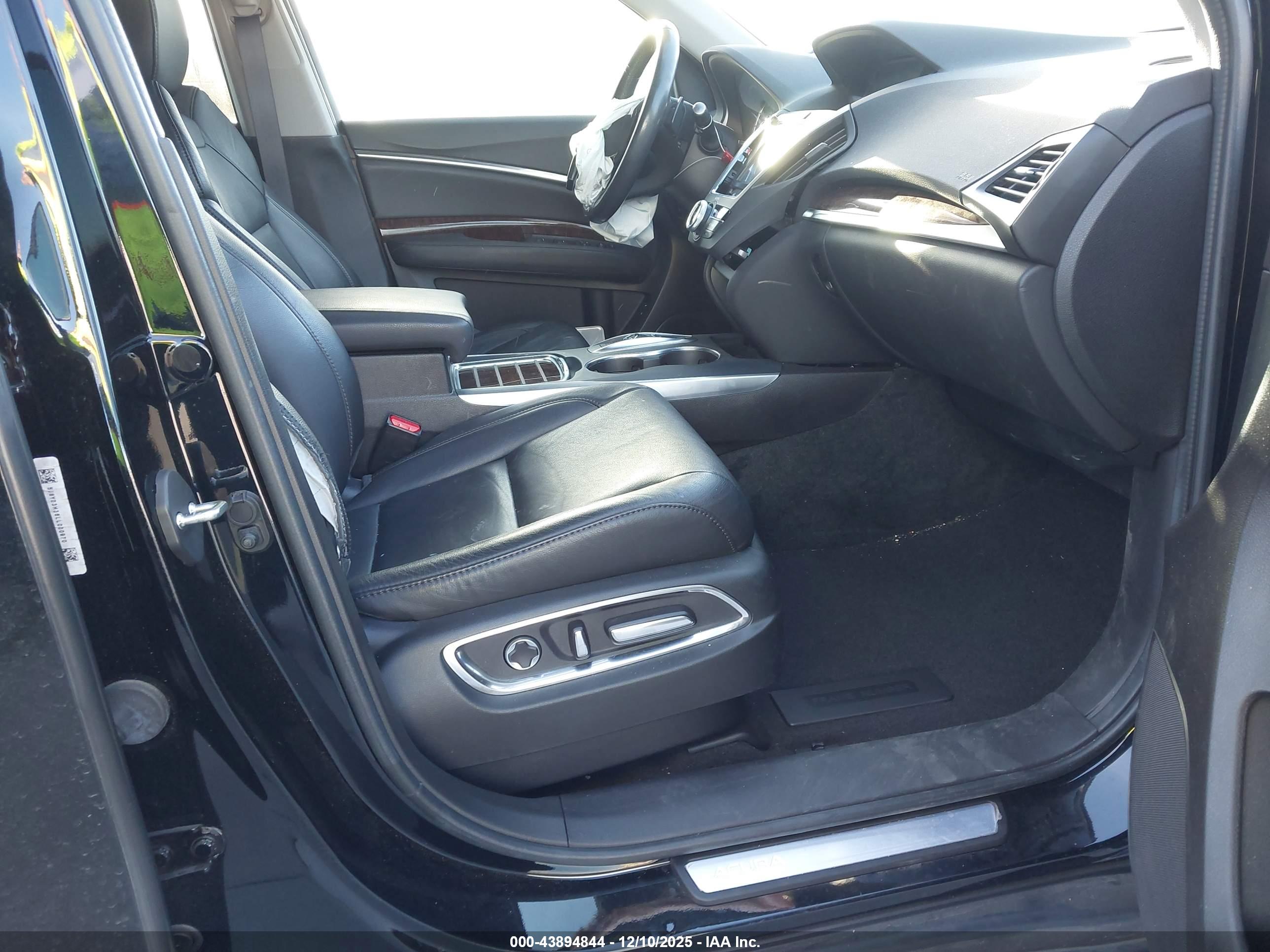 ACURA MDX image 5