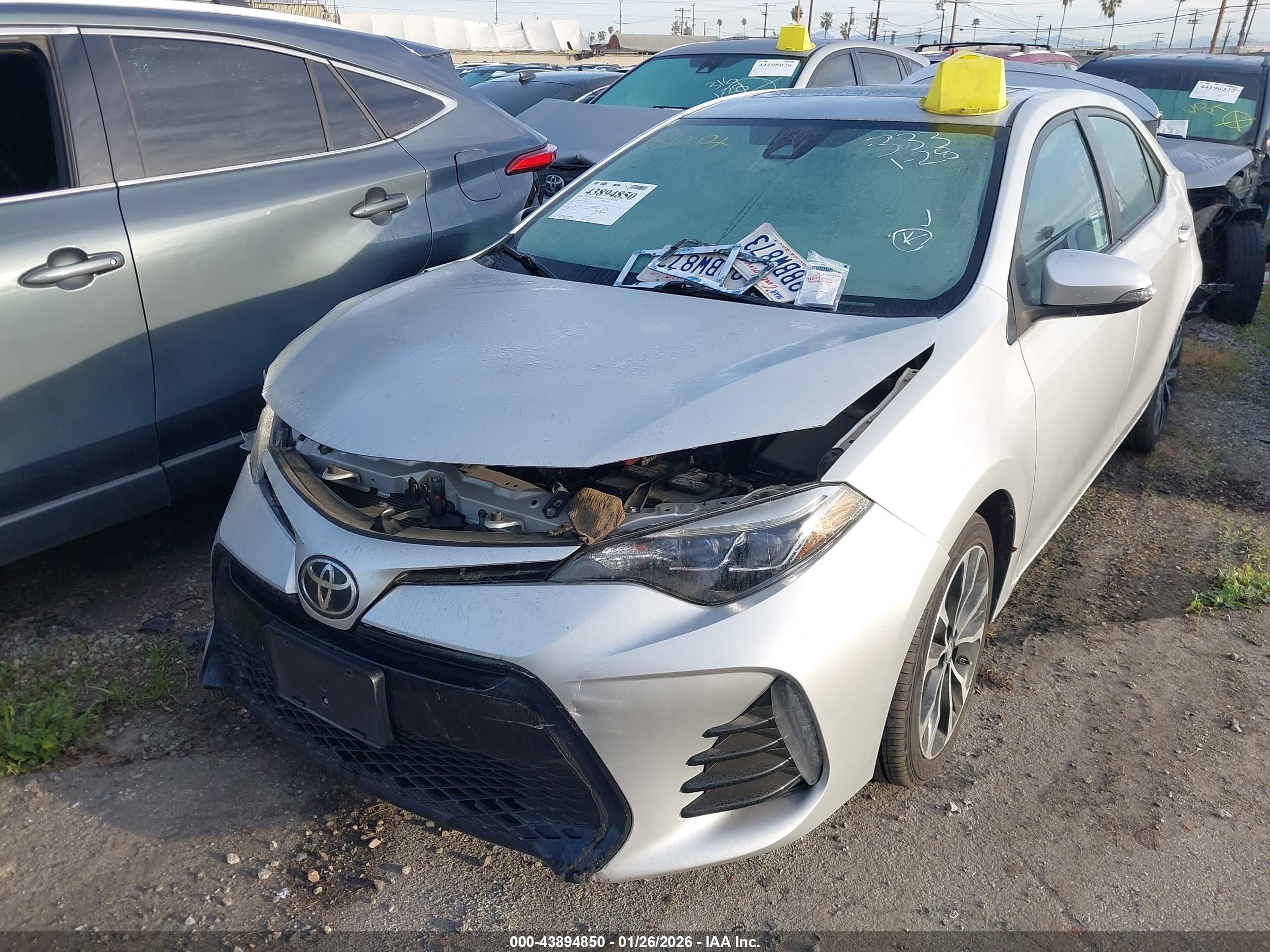 TOYOTA COROLLA image 2