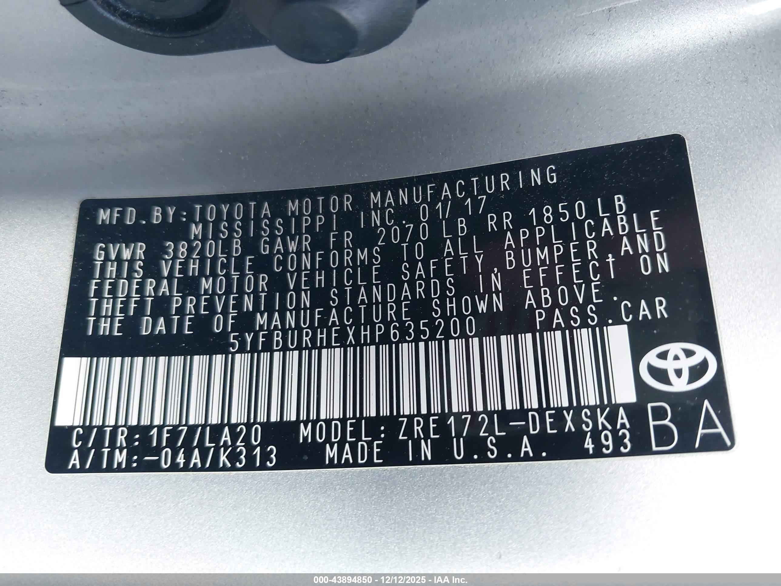 TOYOTA COROLLA image 9