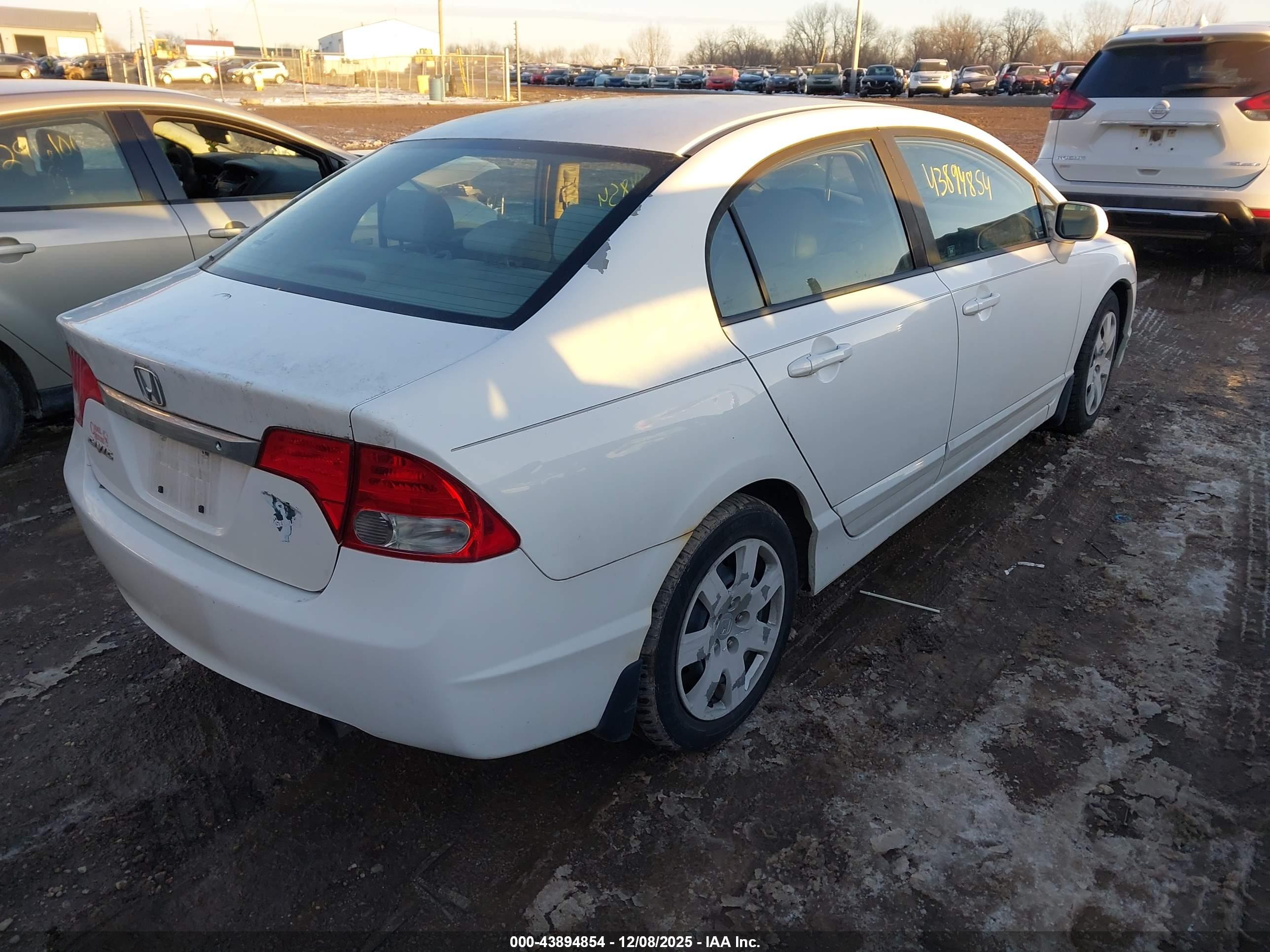 HONDA CIVIC image 4