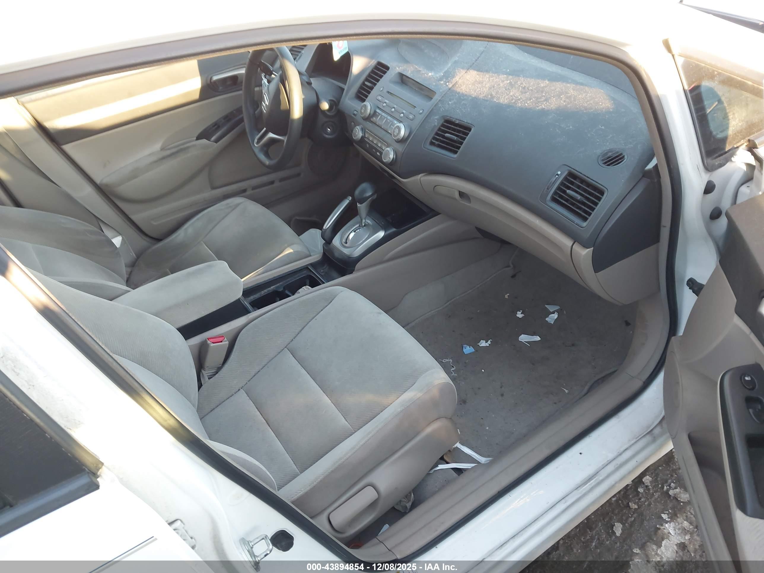 HONDA CIVIC image 5