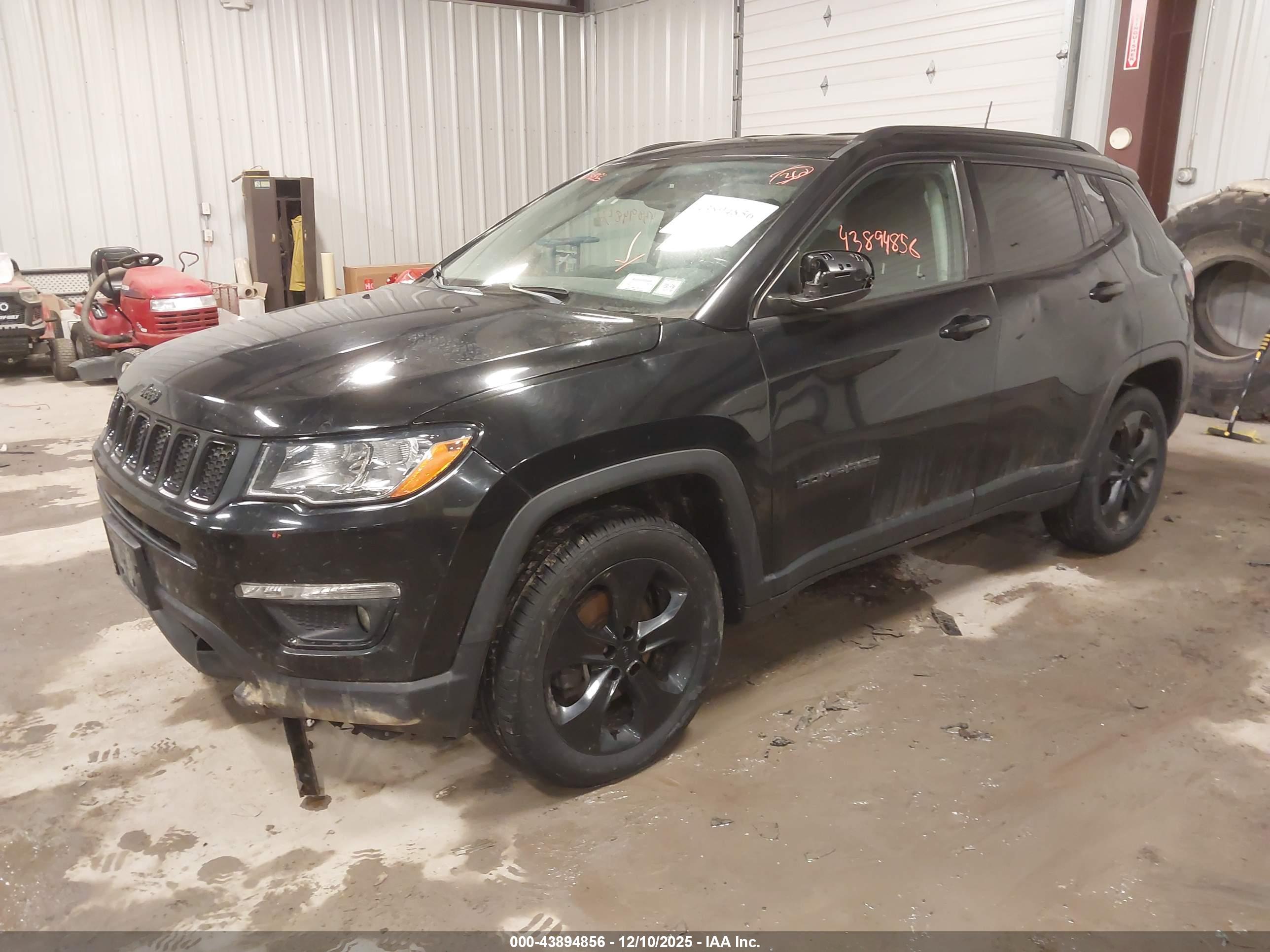 JEEP COMPASS image 2