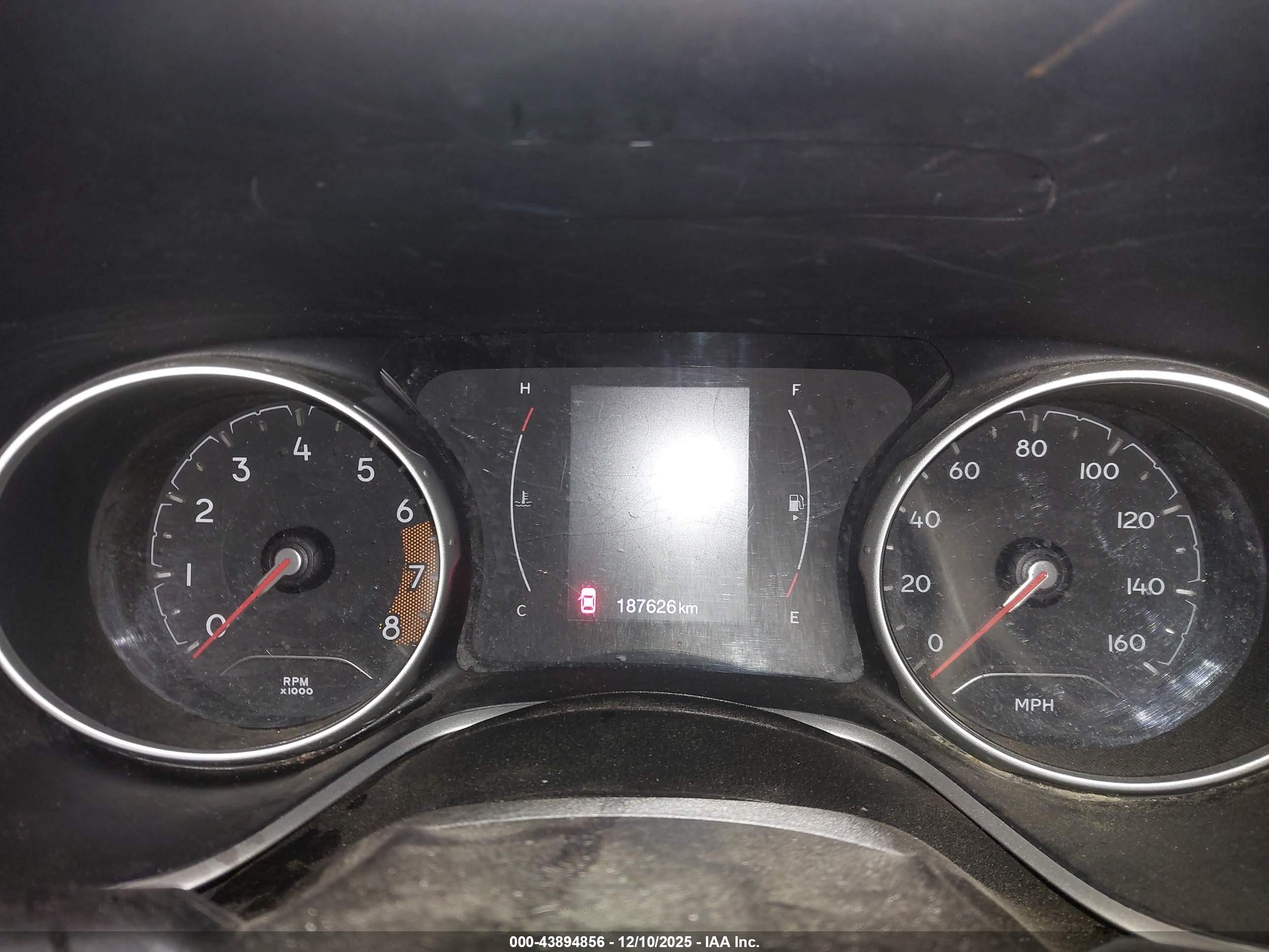 JEEP COMPASS image 7