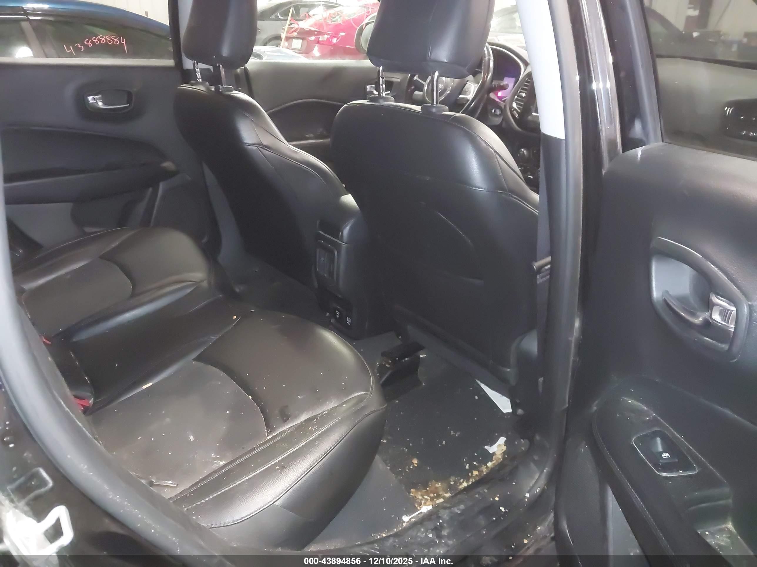 JEEP COMPASS image 8