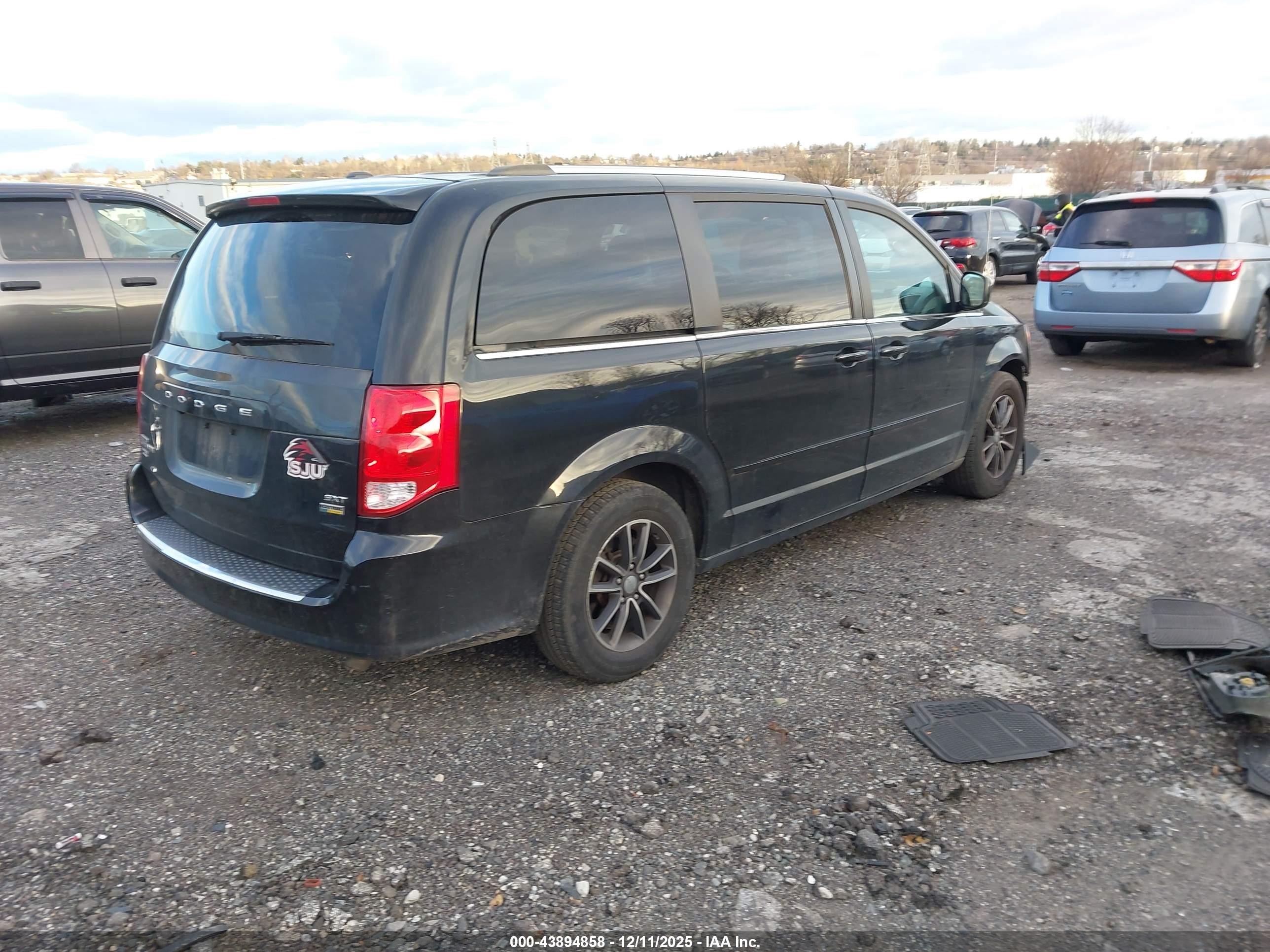 DODGE GRAND image 4