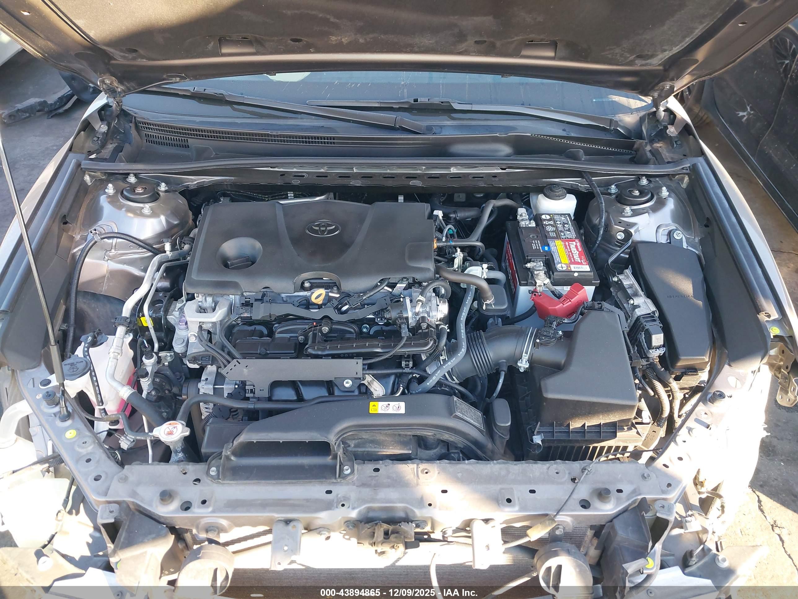 TOYOTA CAMRY image 10