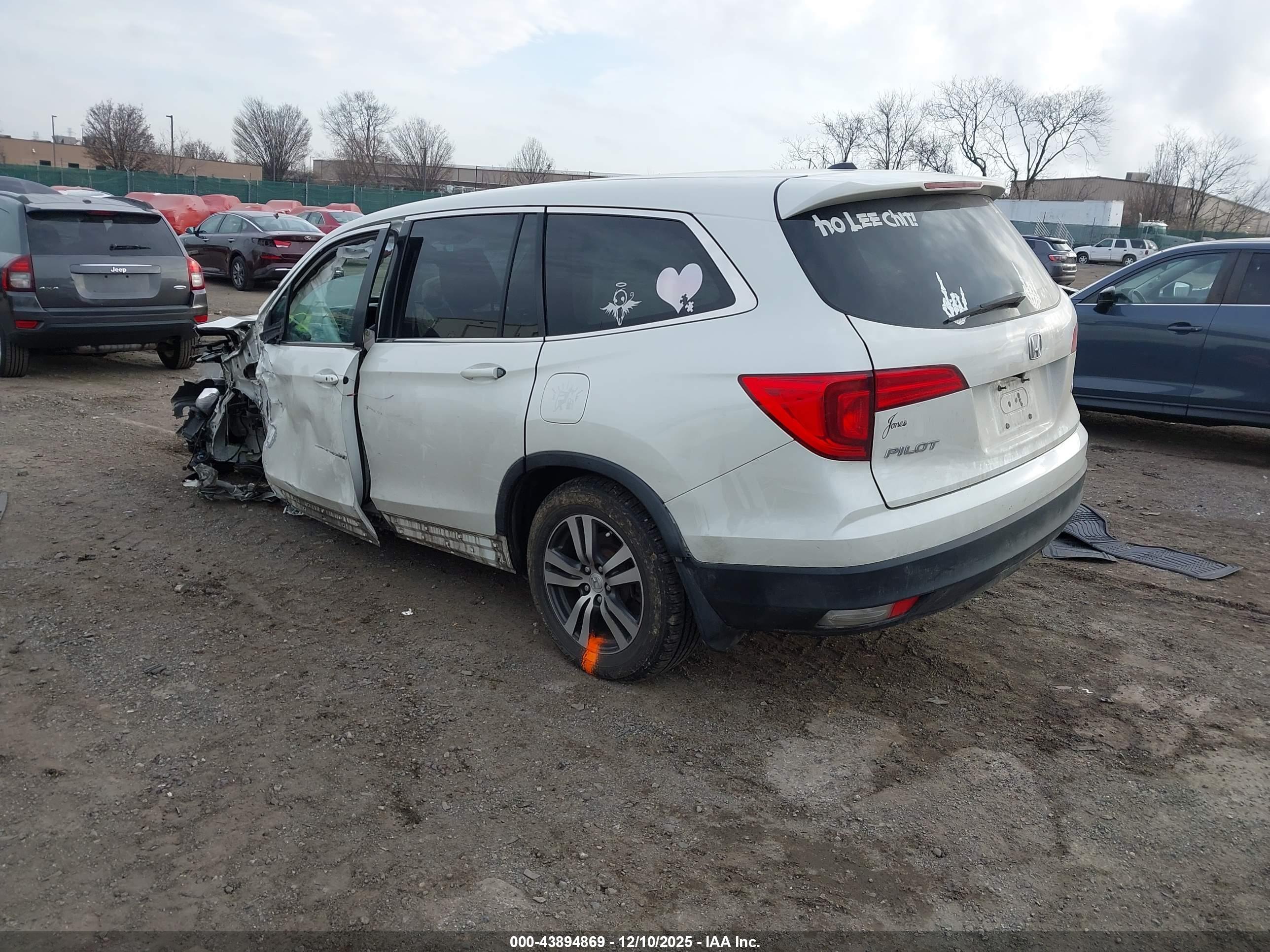 HONDA PILOT image 3