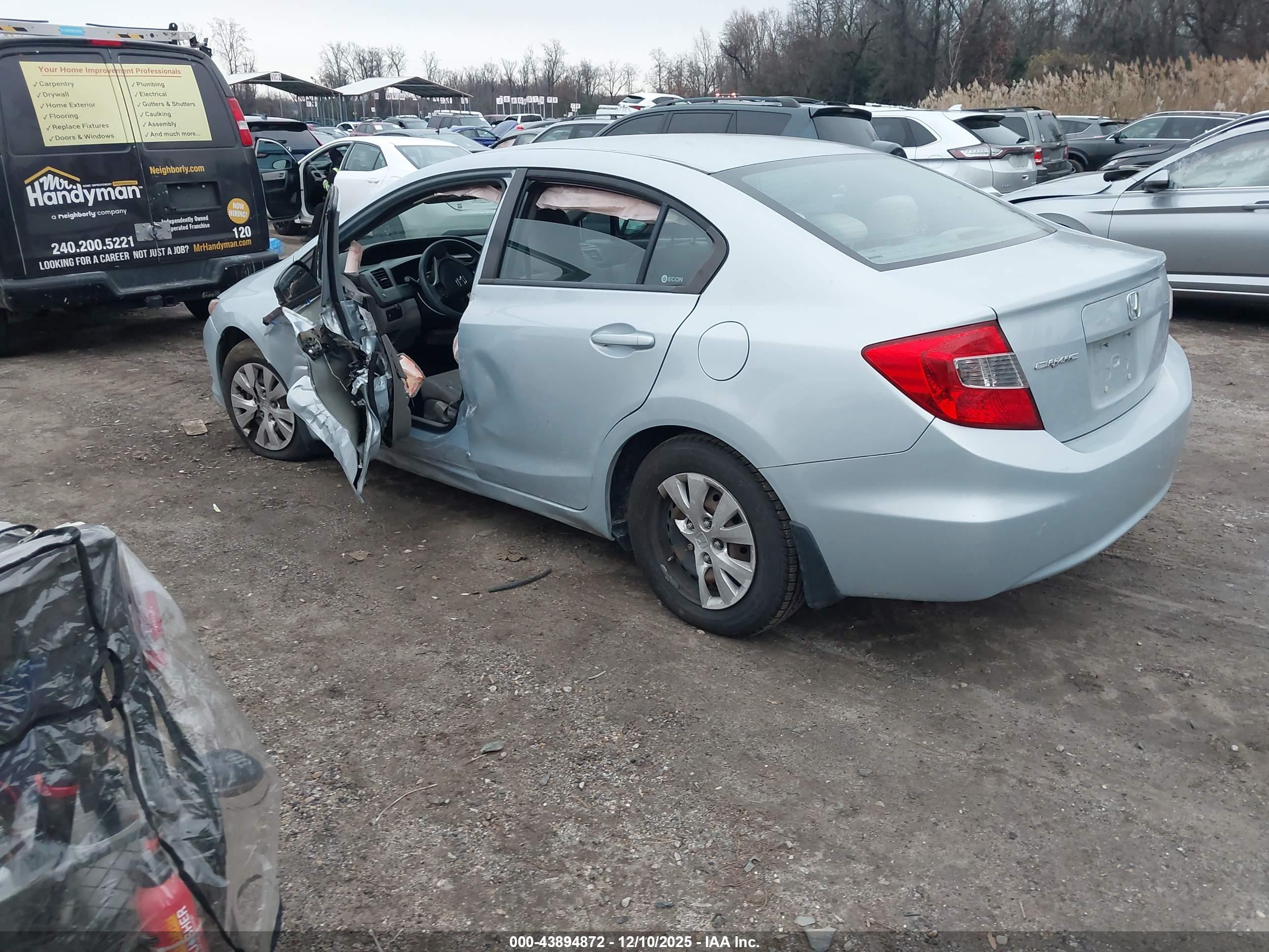 HONDA CIVIC image 3