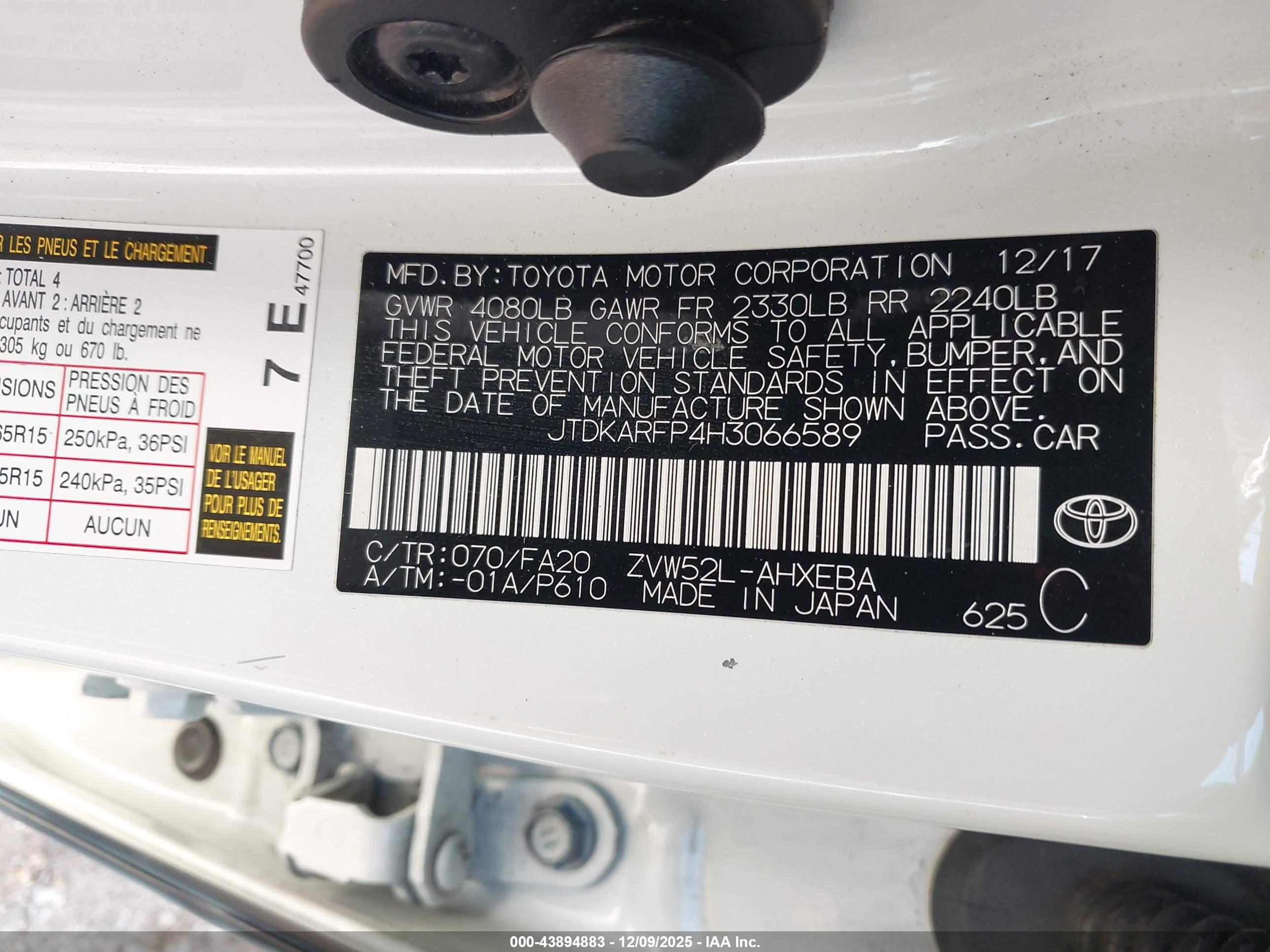 TOYOTA PRIUS image 9