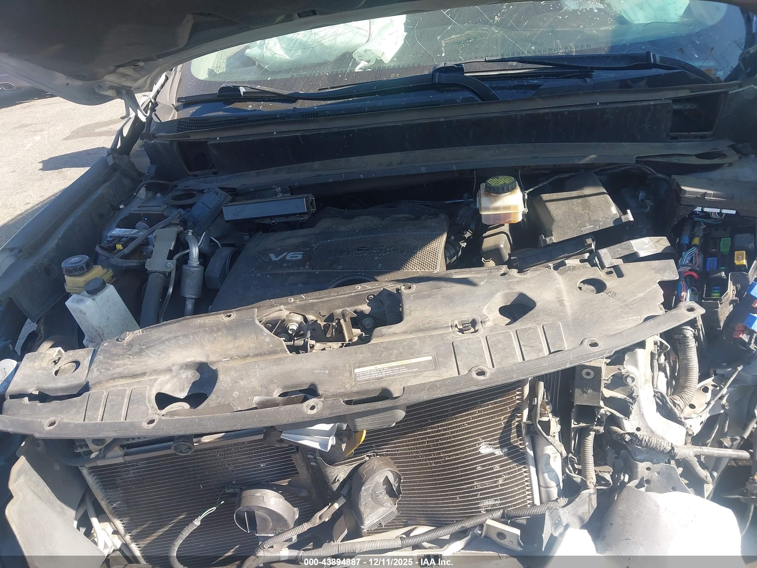 NISSAN PATHFINDER image 10