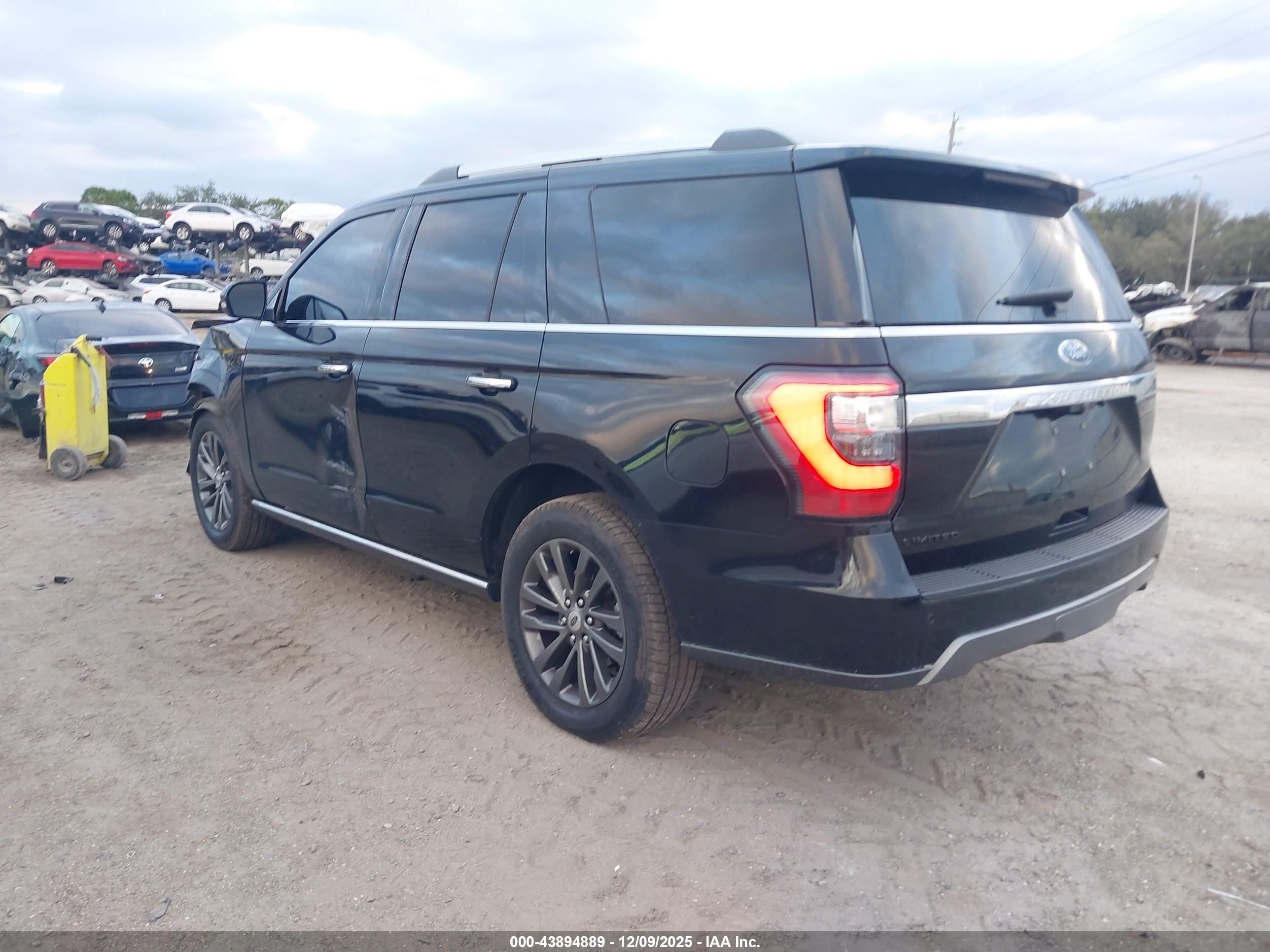 FORD EXPEDITION image 3