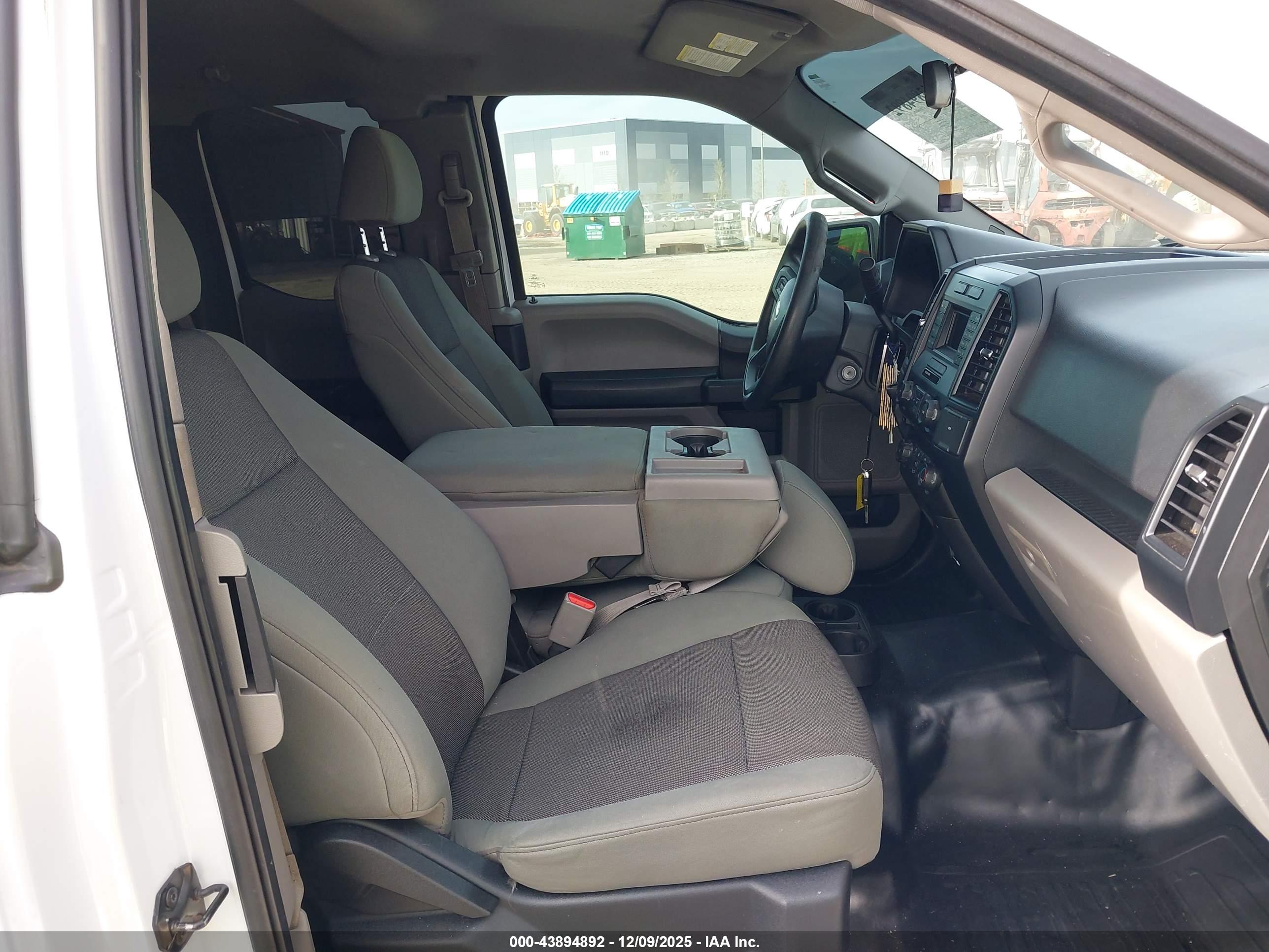 FORD F-150 image 5