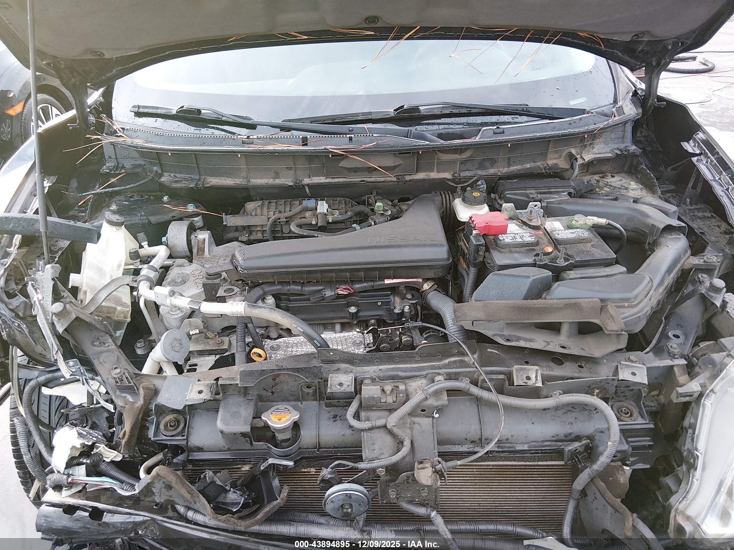 NISSAN ROGUE image 10