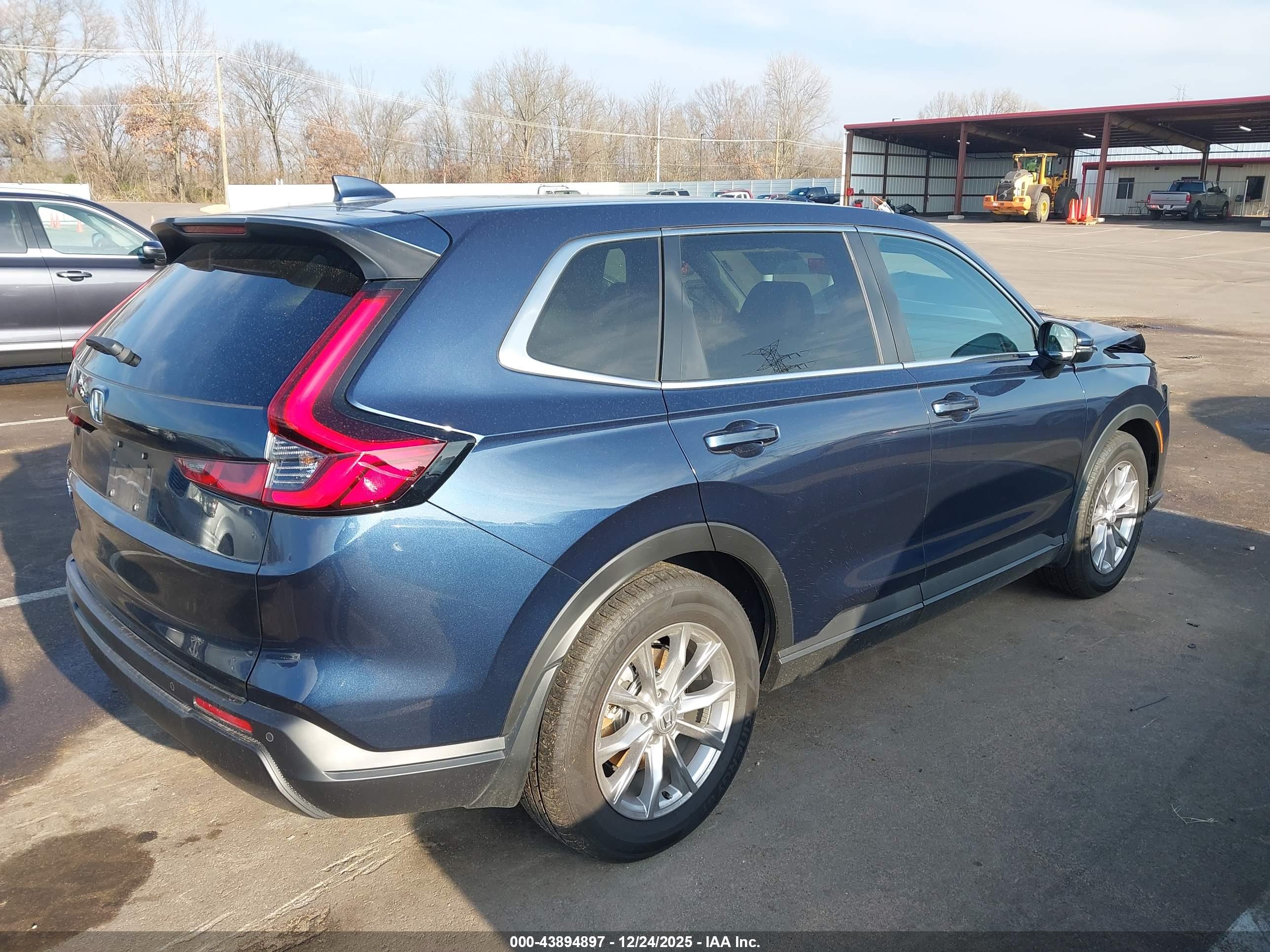 HONDA CR-V image 4