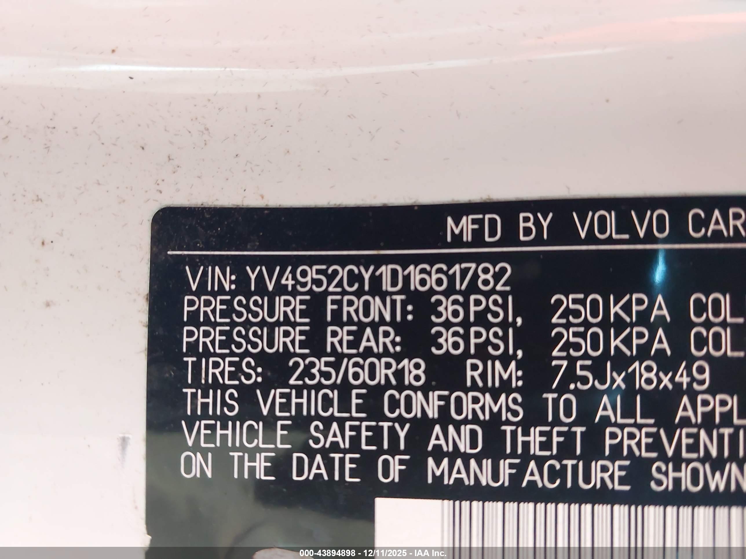 VOLVO XC90 image 9