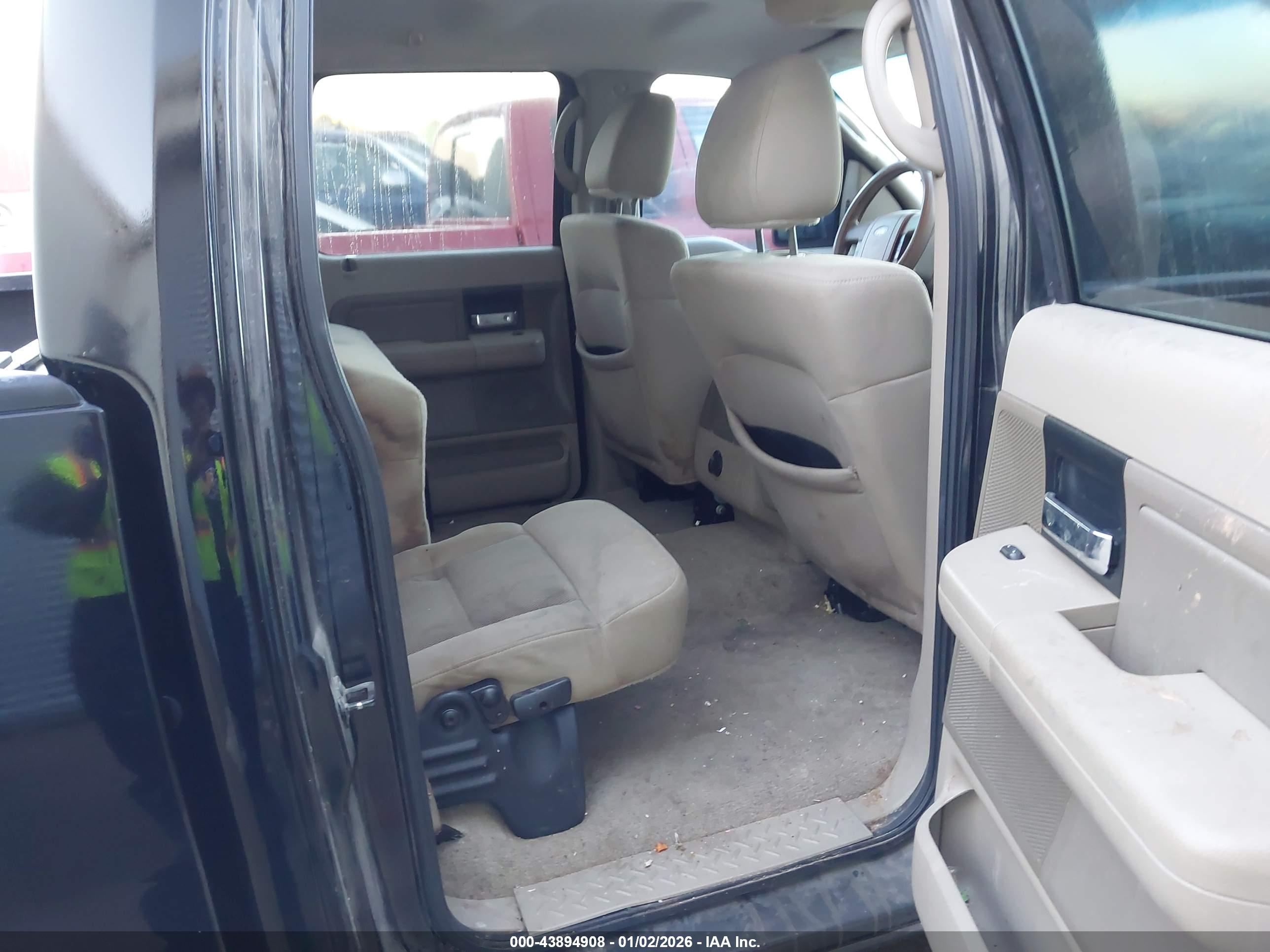 FORD F-150 image 8