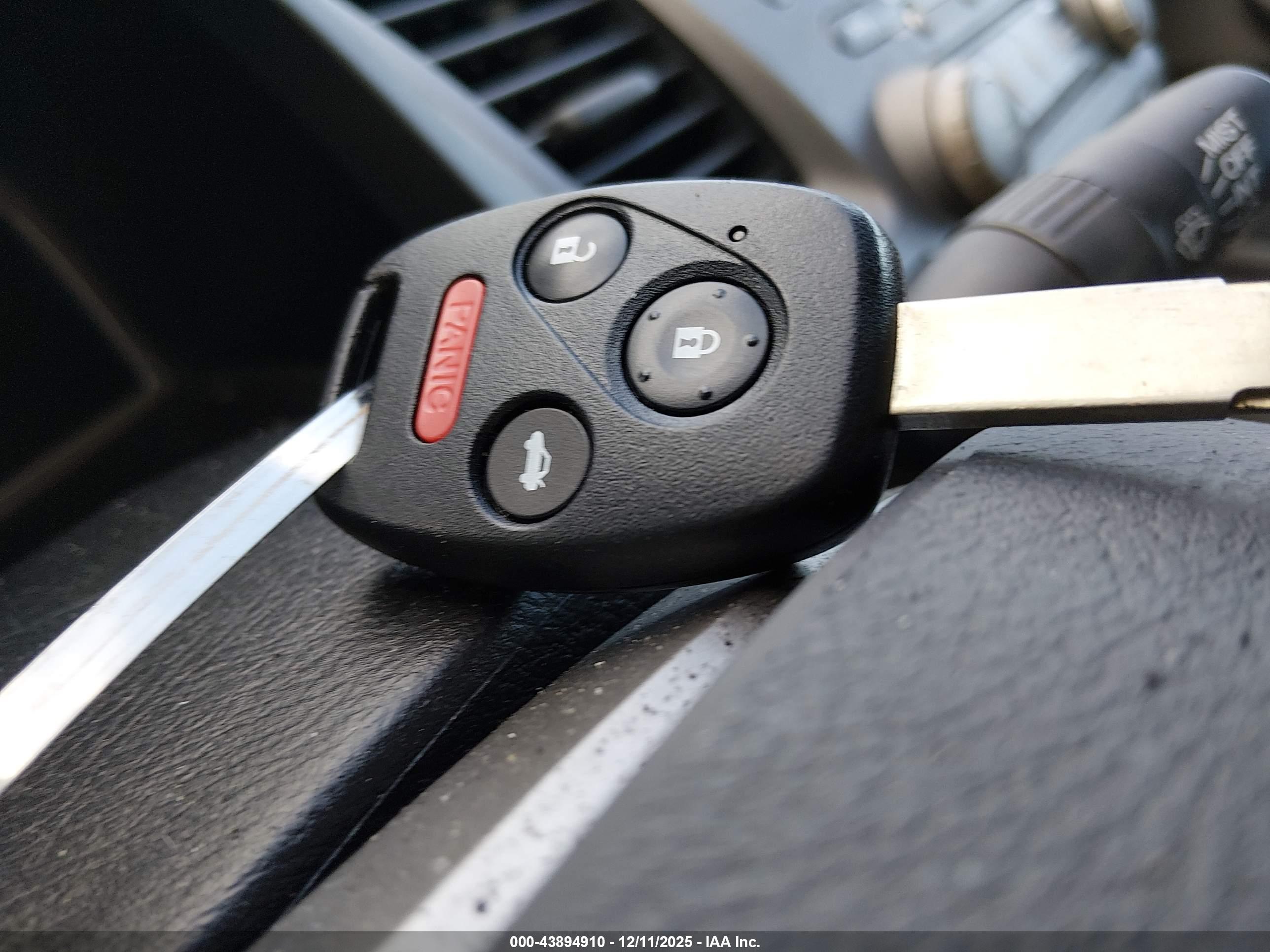 HONDA CIVIC image 11