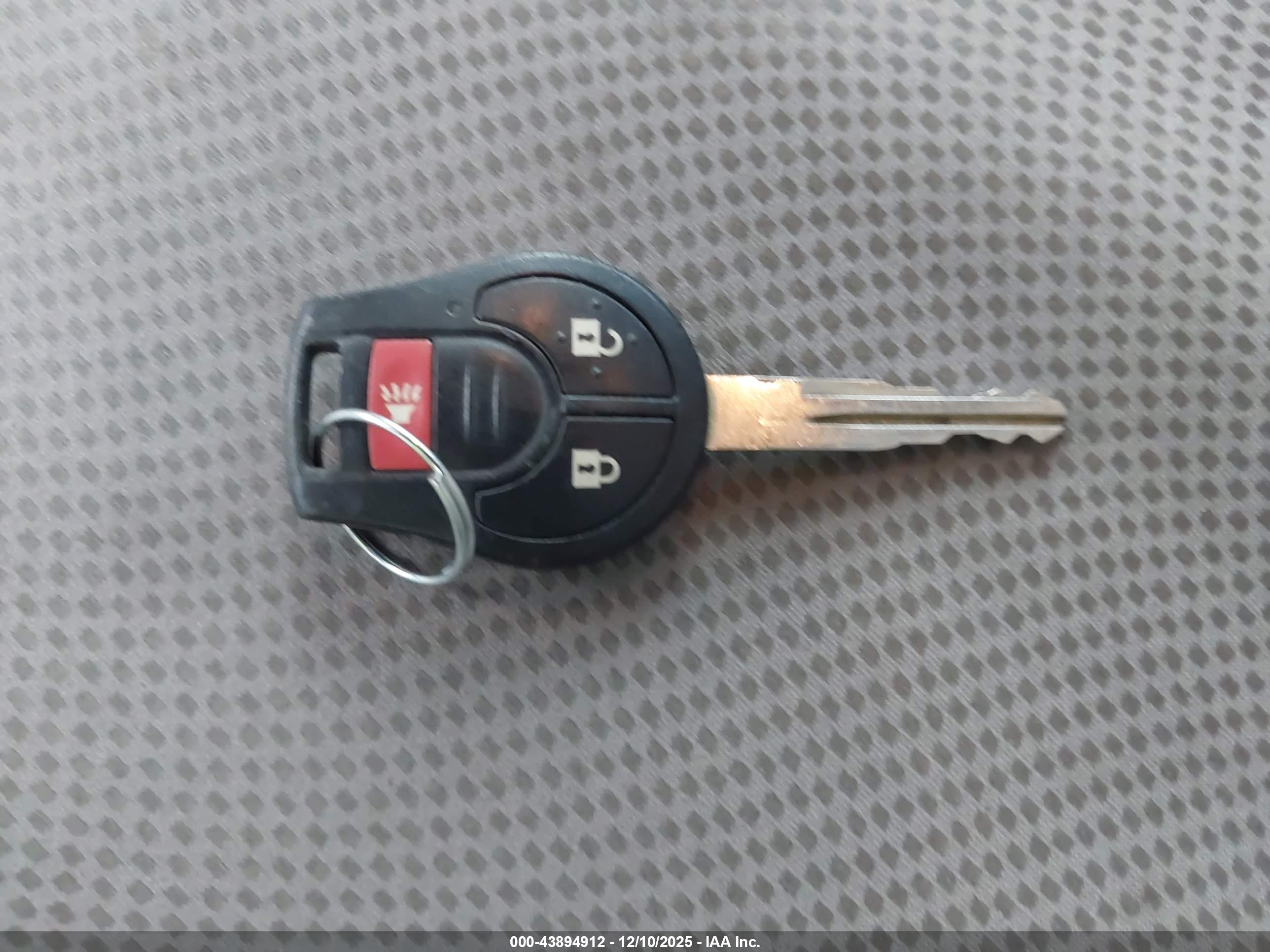 NISSAN ROGUE image 11