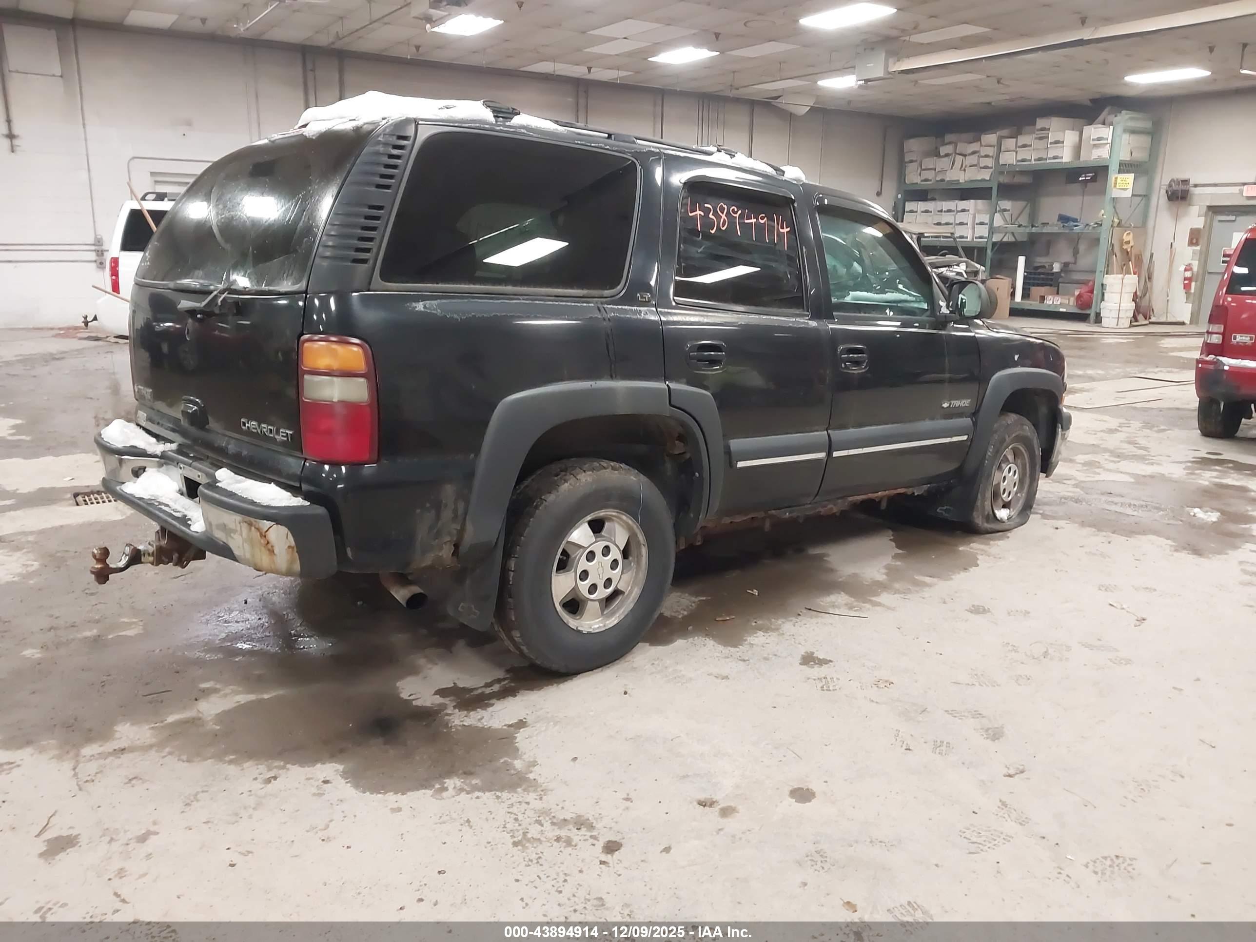 CHEVROLET TAHOE image 4