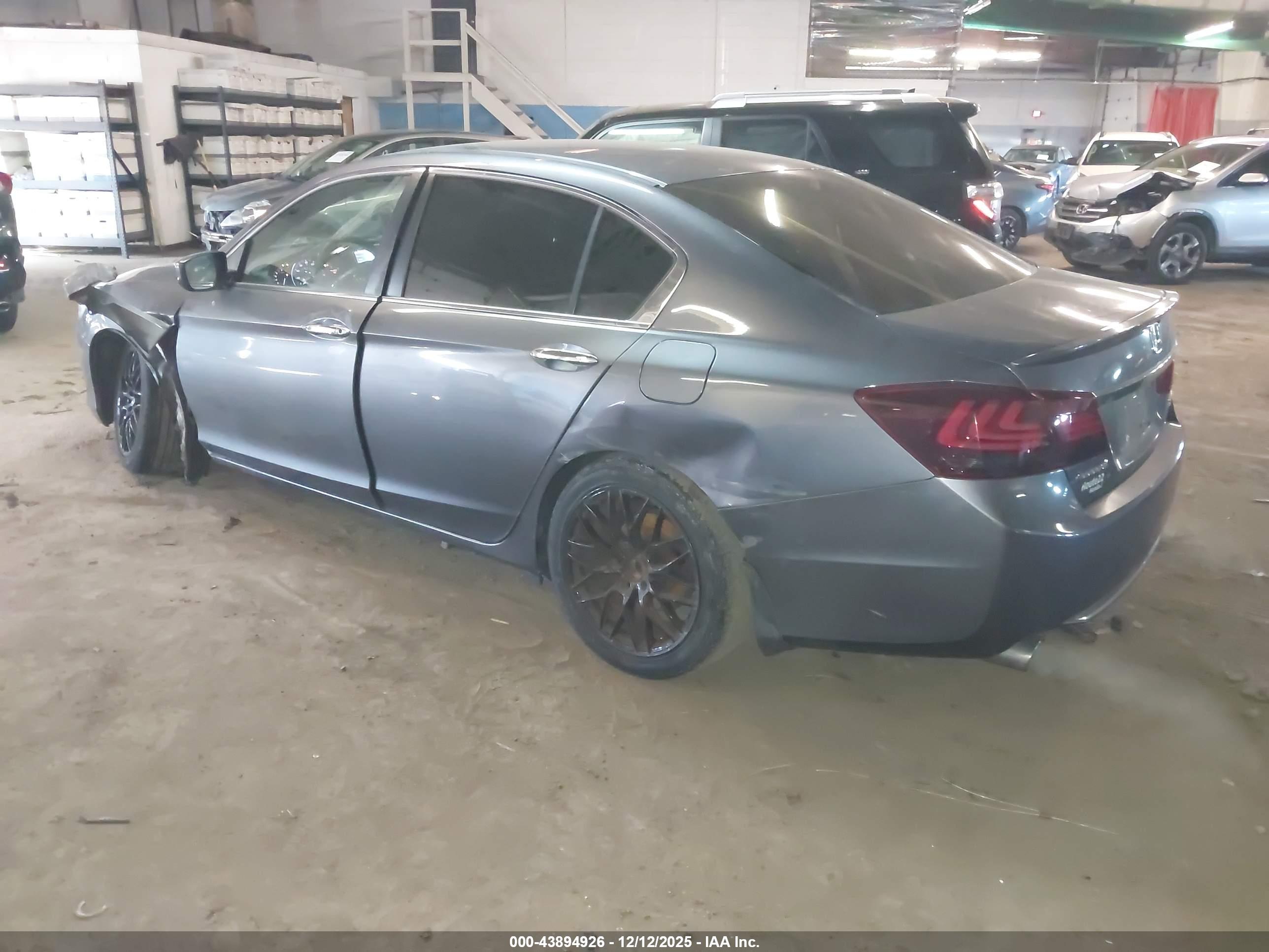 HONDA ACCORD image 3