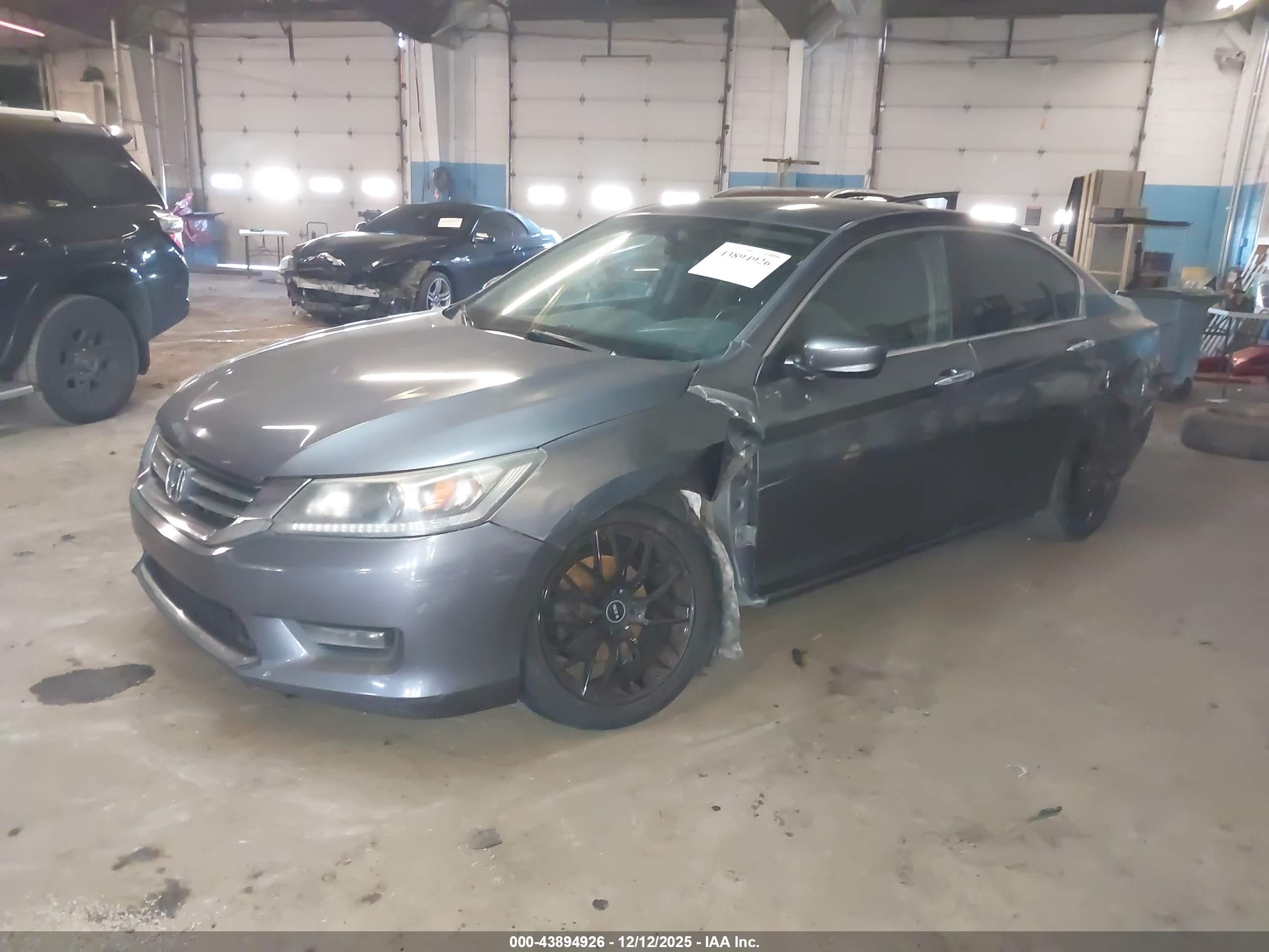 HONDA ACCORD image 6