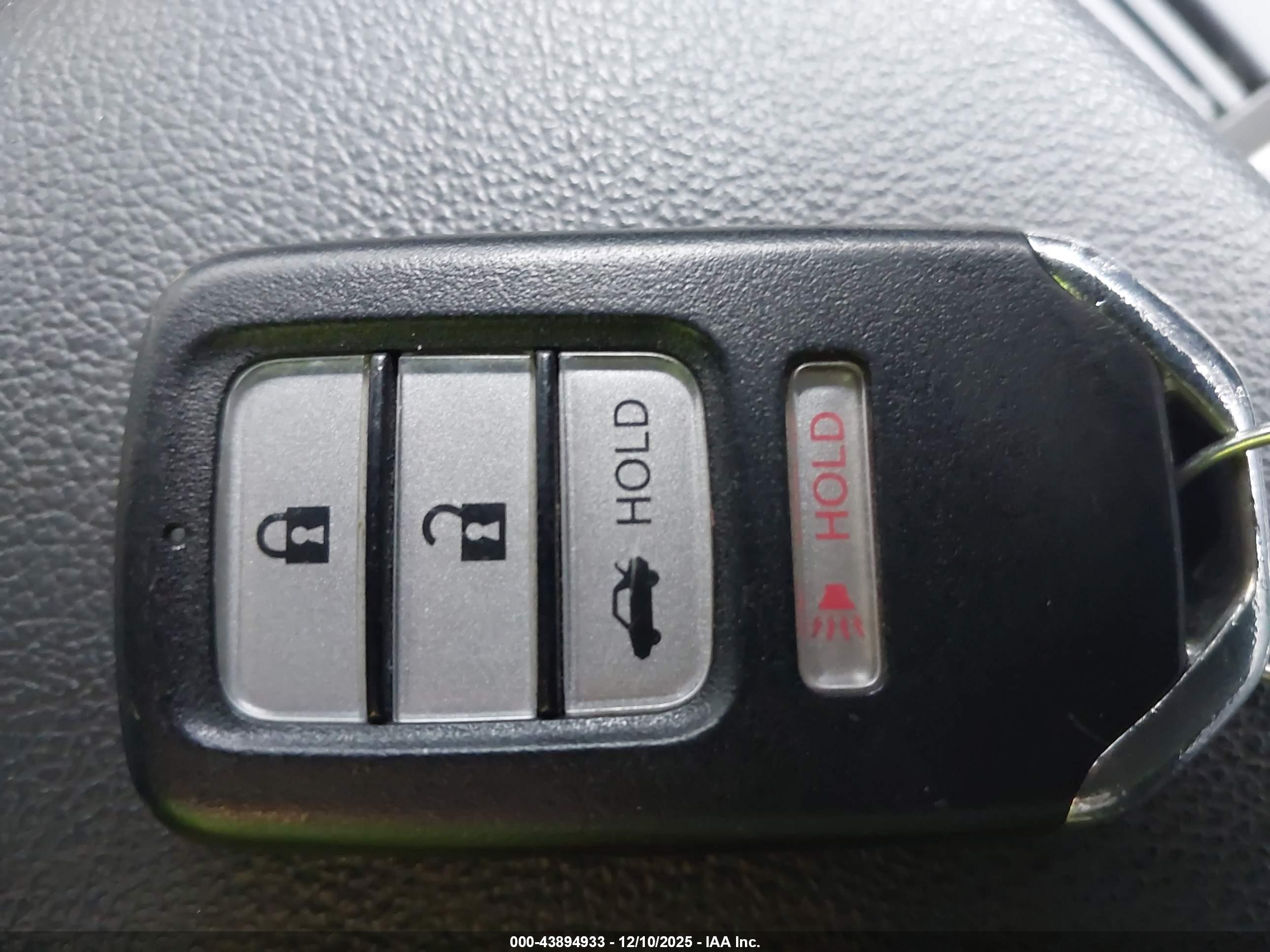 HONDA ACCORD image 11