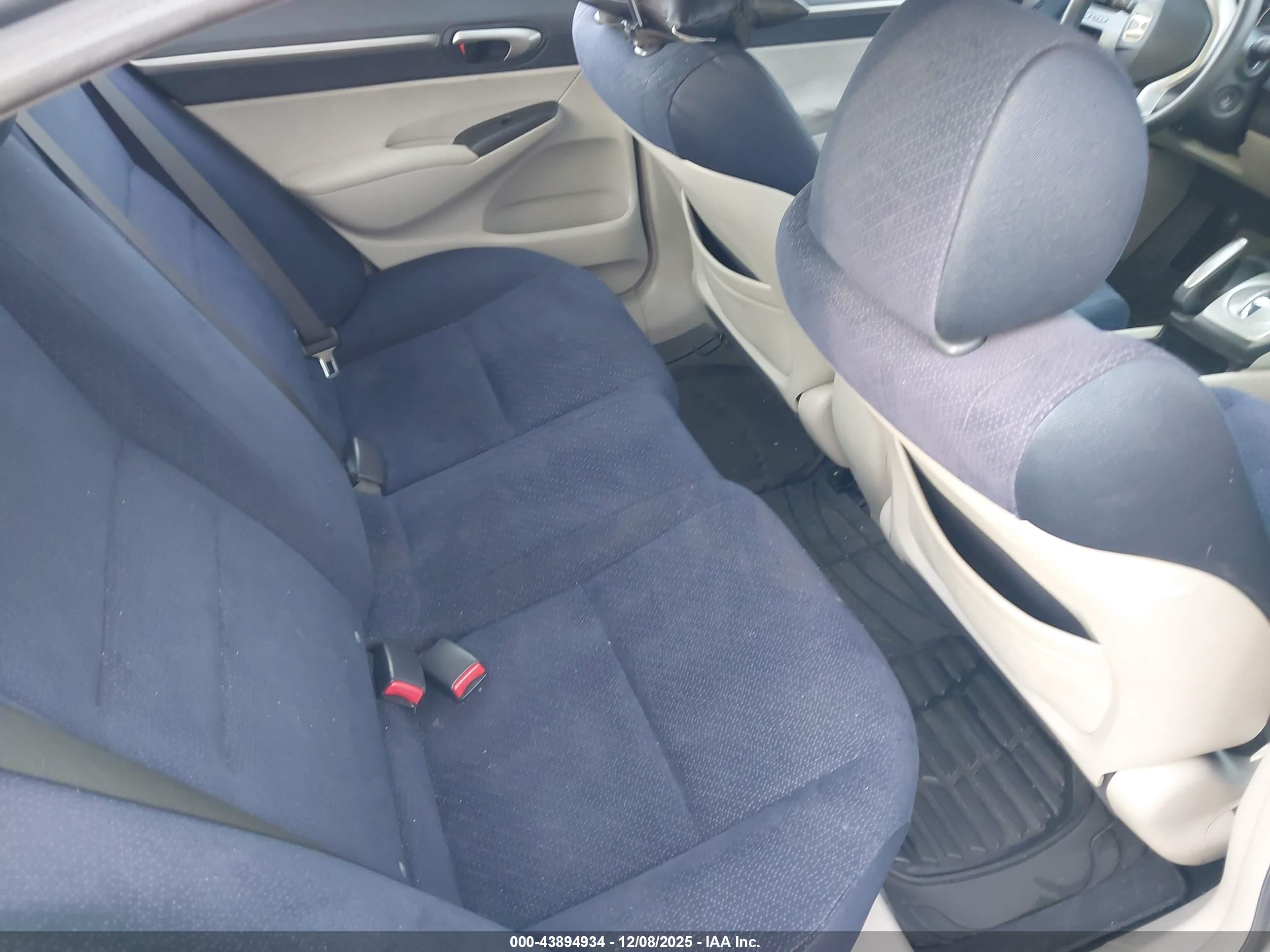 HONDA CIVIC image 8