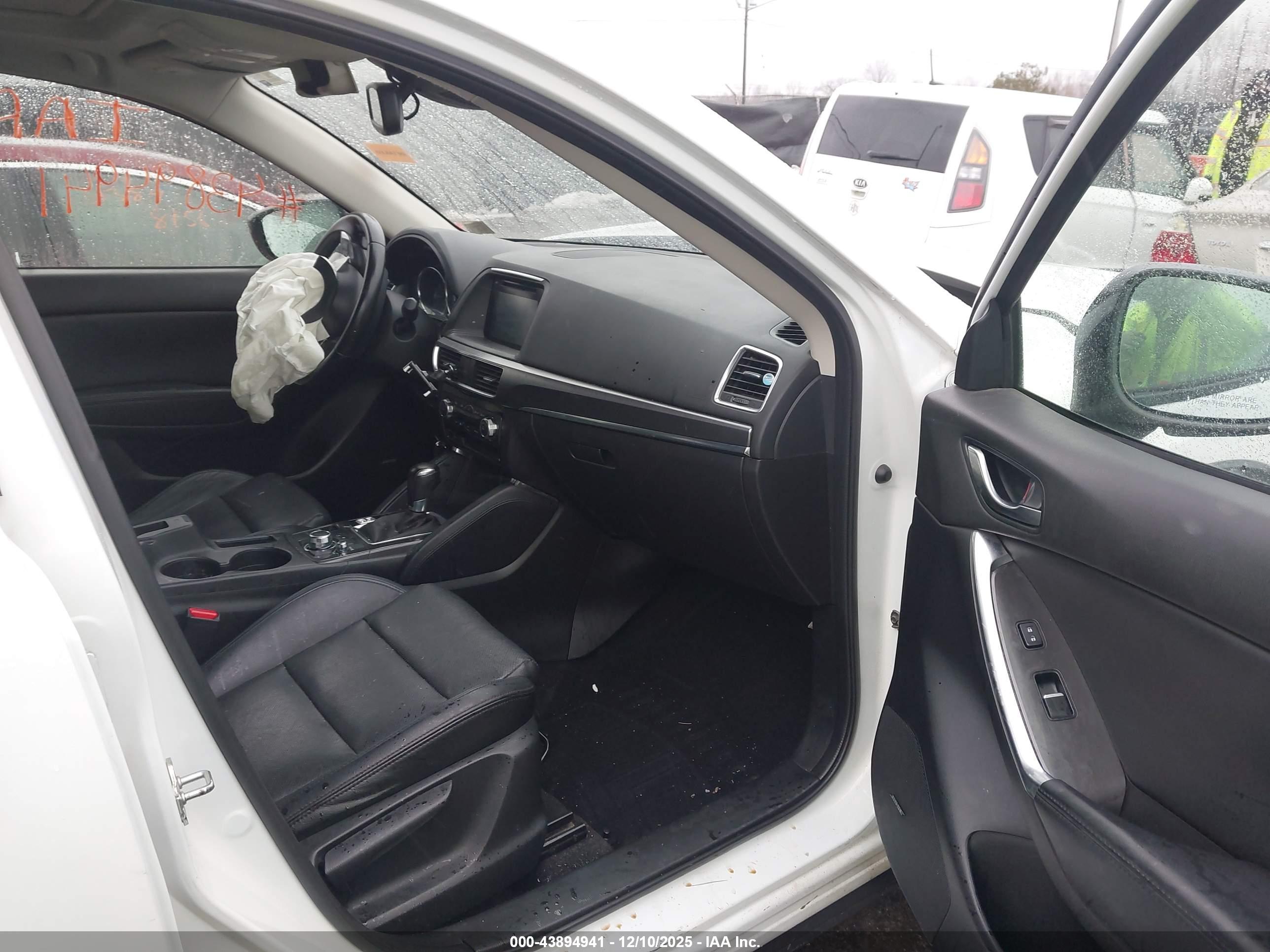 MAZDA CX-5 image 5