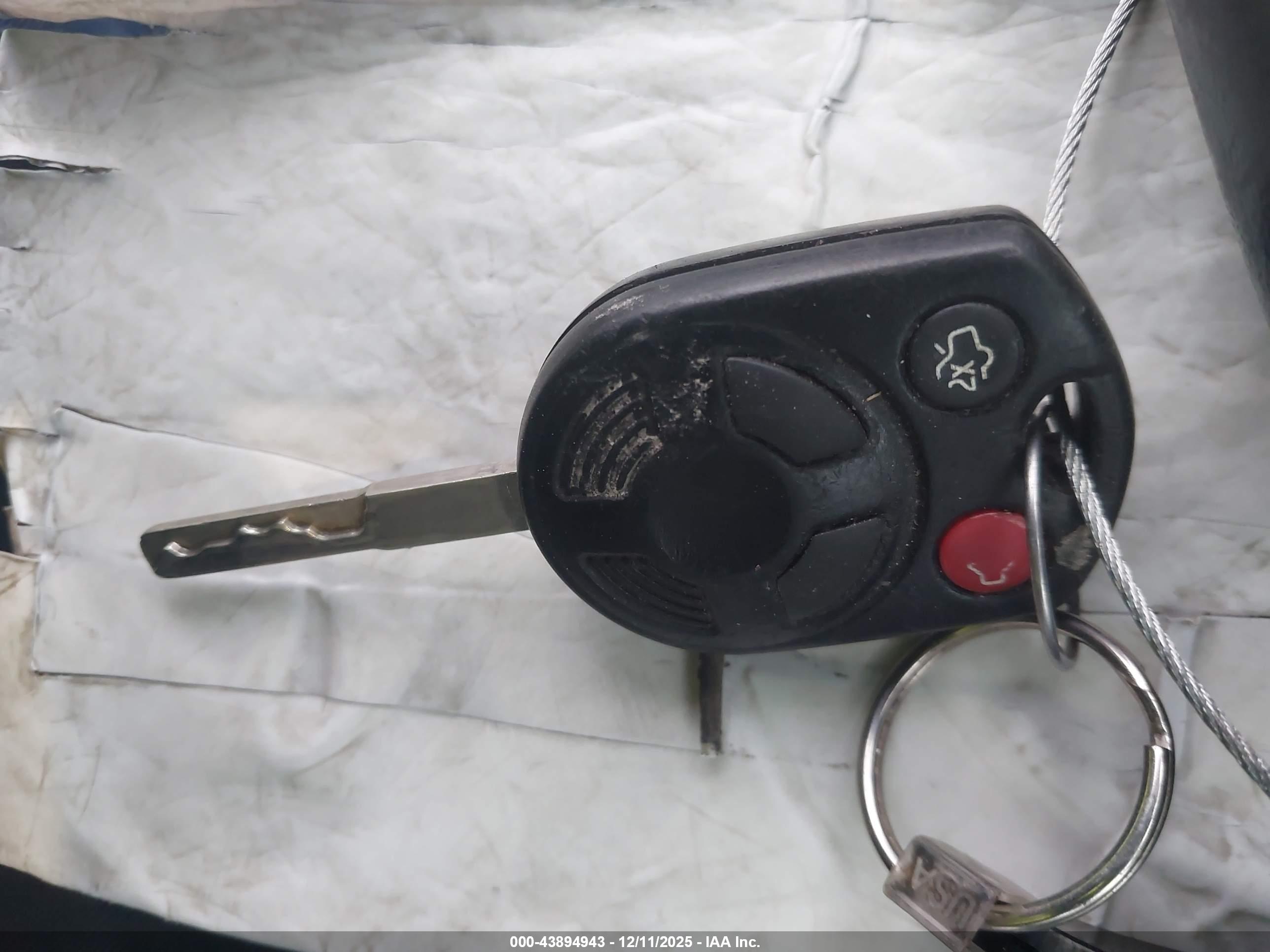 FORD FOCUS image 11
