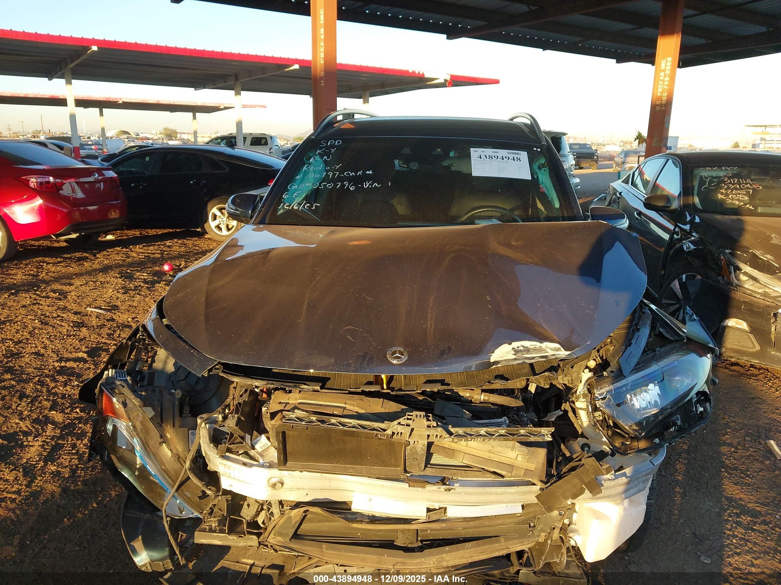 MERCEDES-BENZ EQB image 6