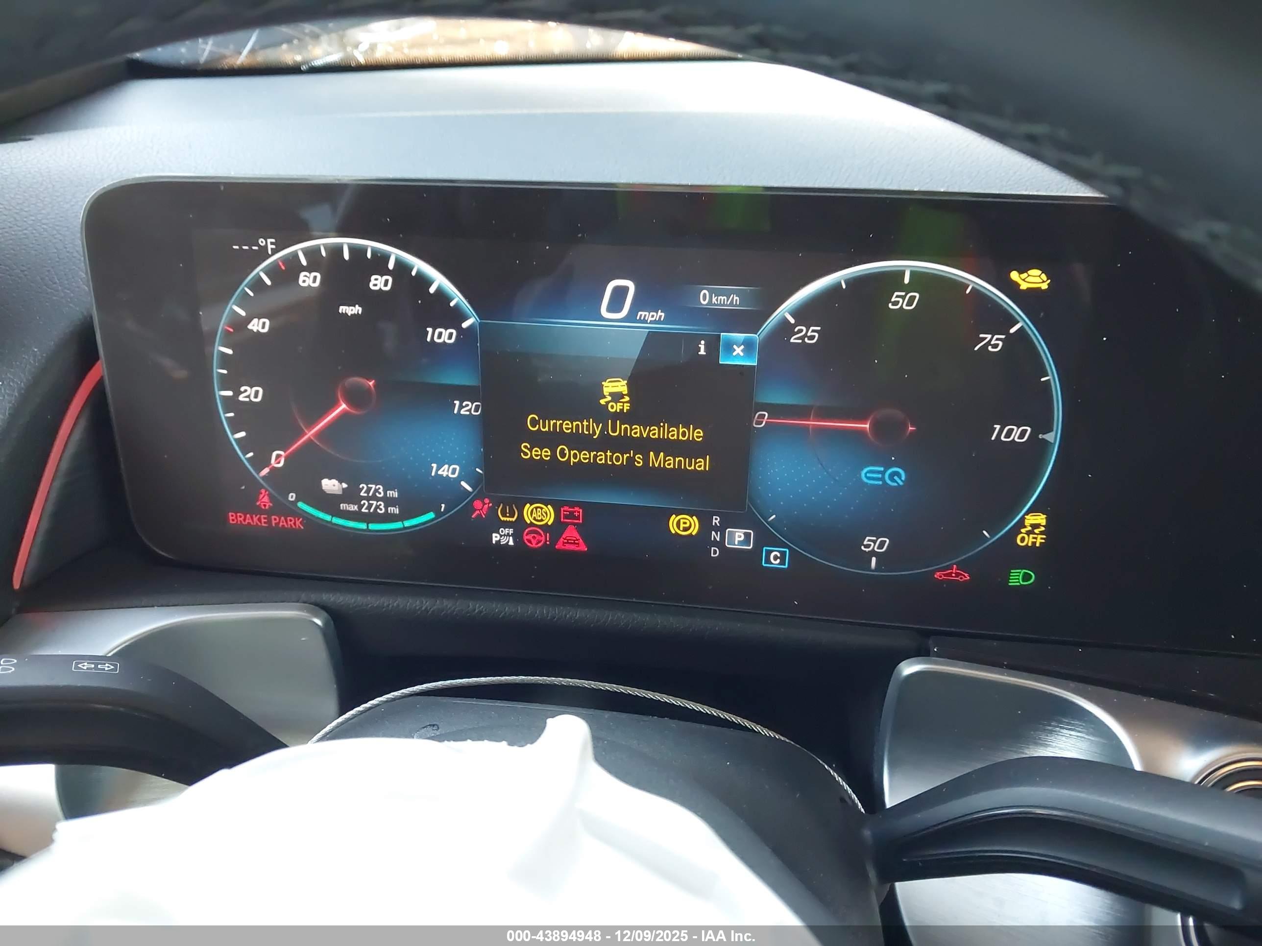 MERCEDES-BENZ EQB image 7