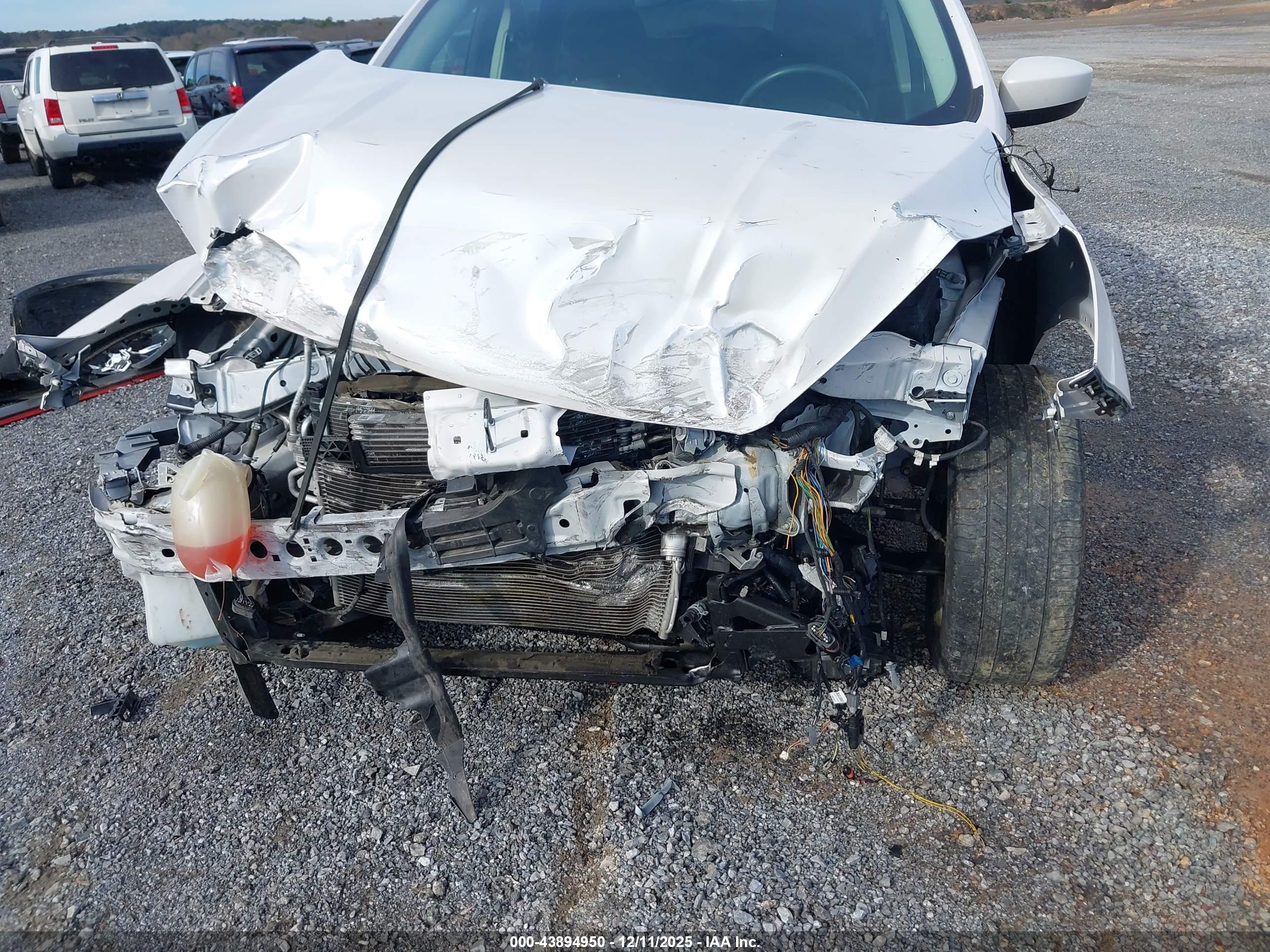 FORD ESCAPE image 6