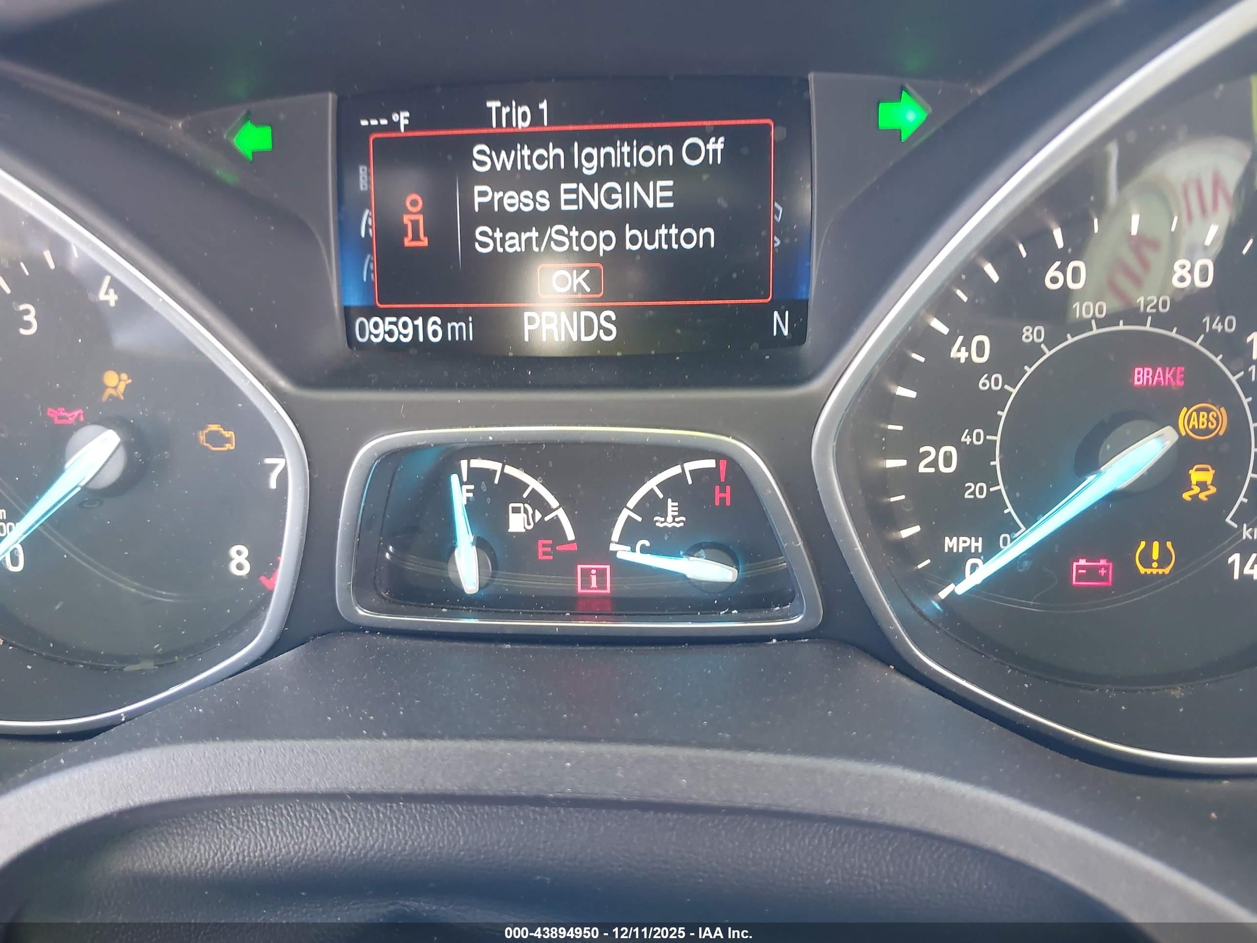 FORD ESCAPE image 7