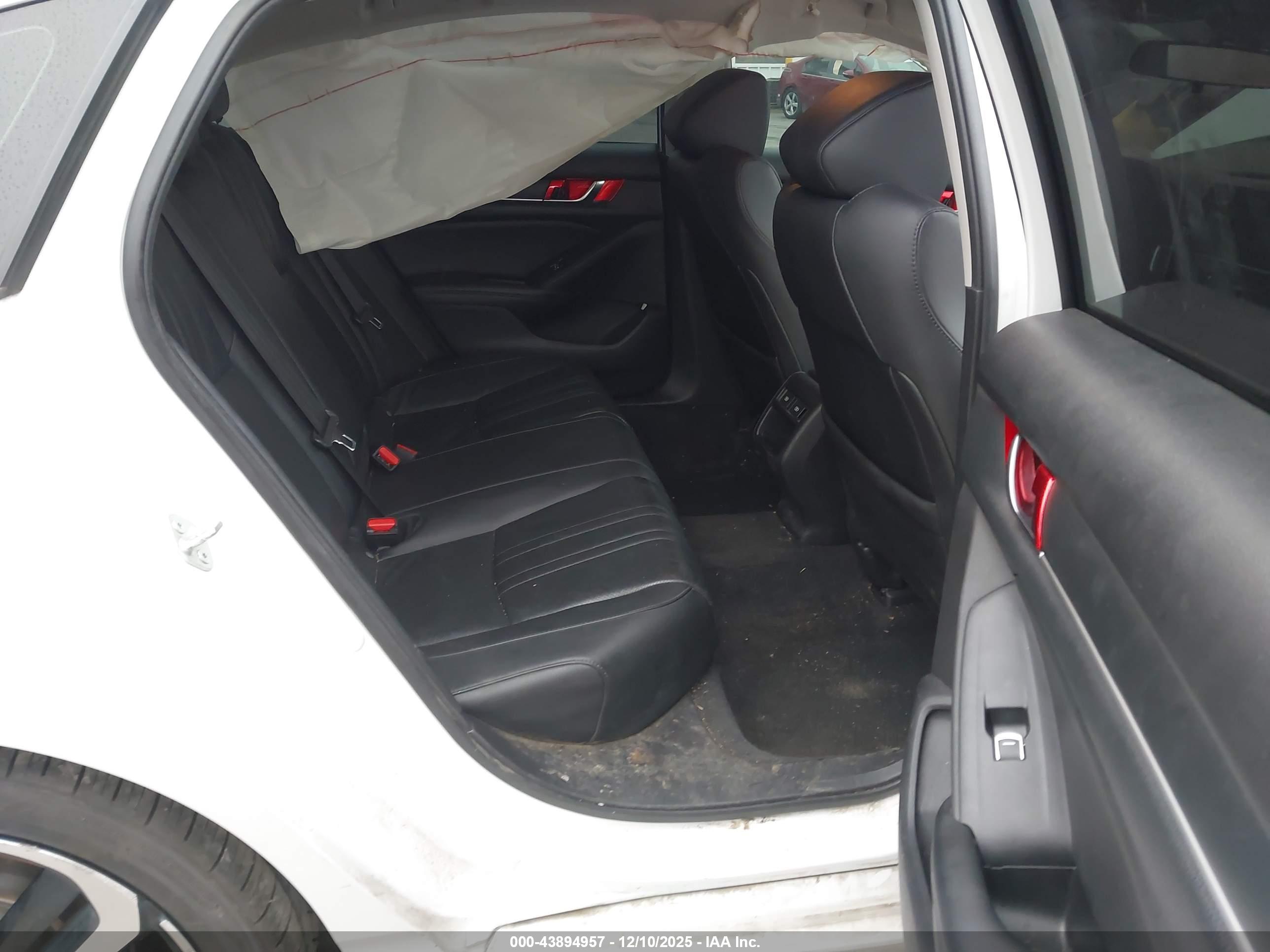 HONDA ACCORD image 8