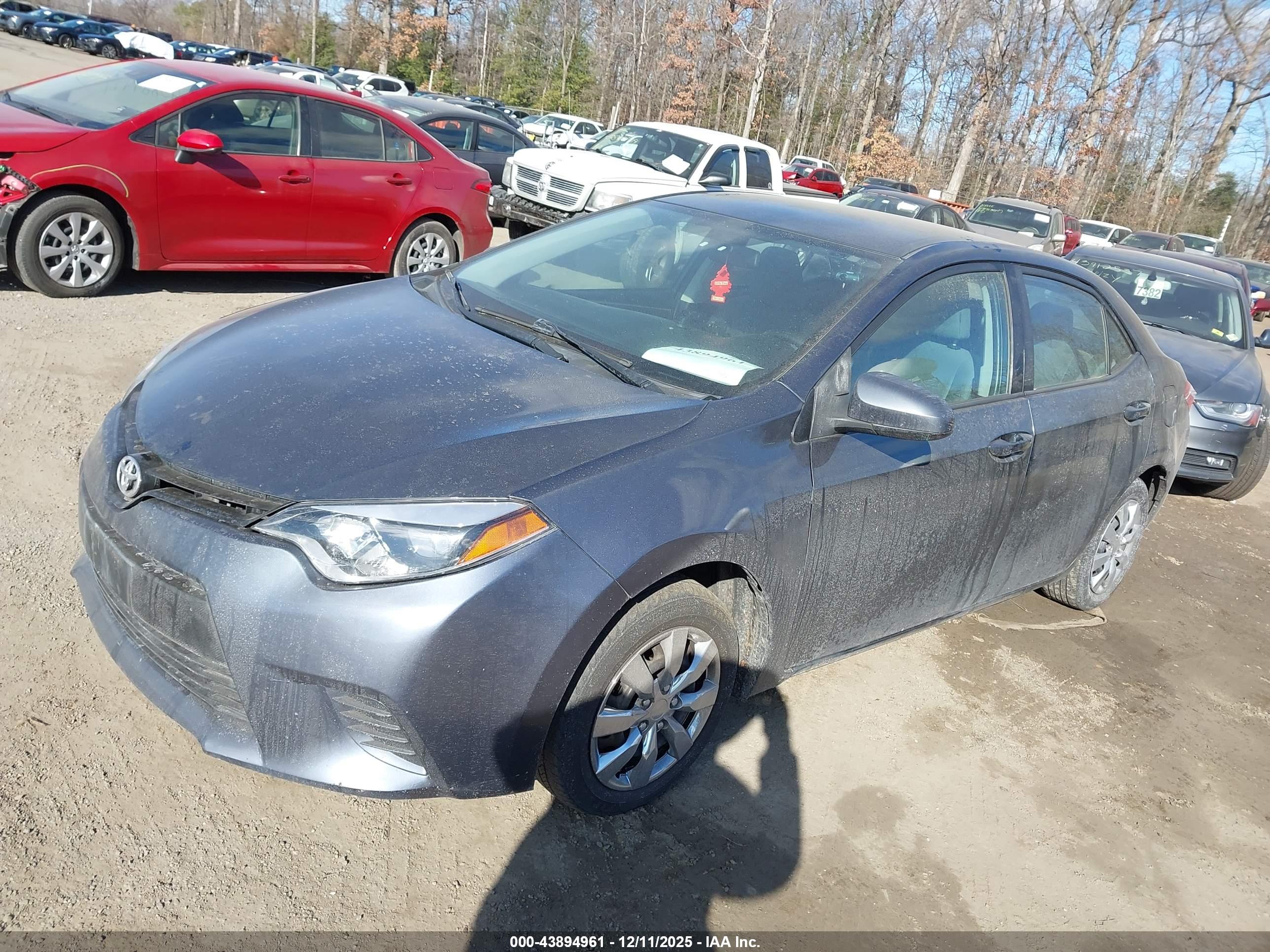 TOYOTA COROLLA image 2