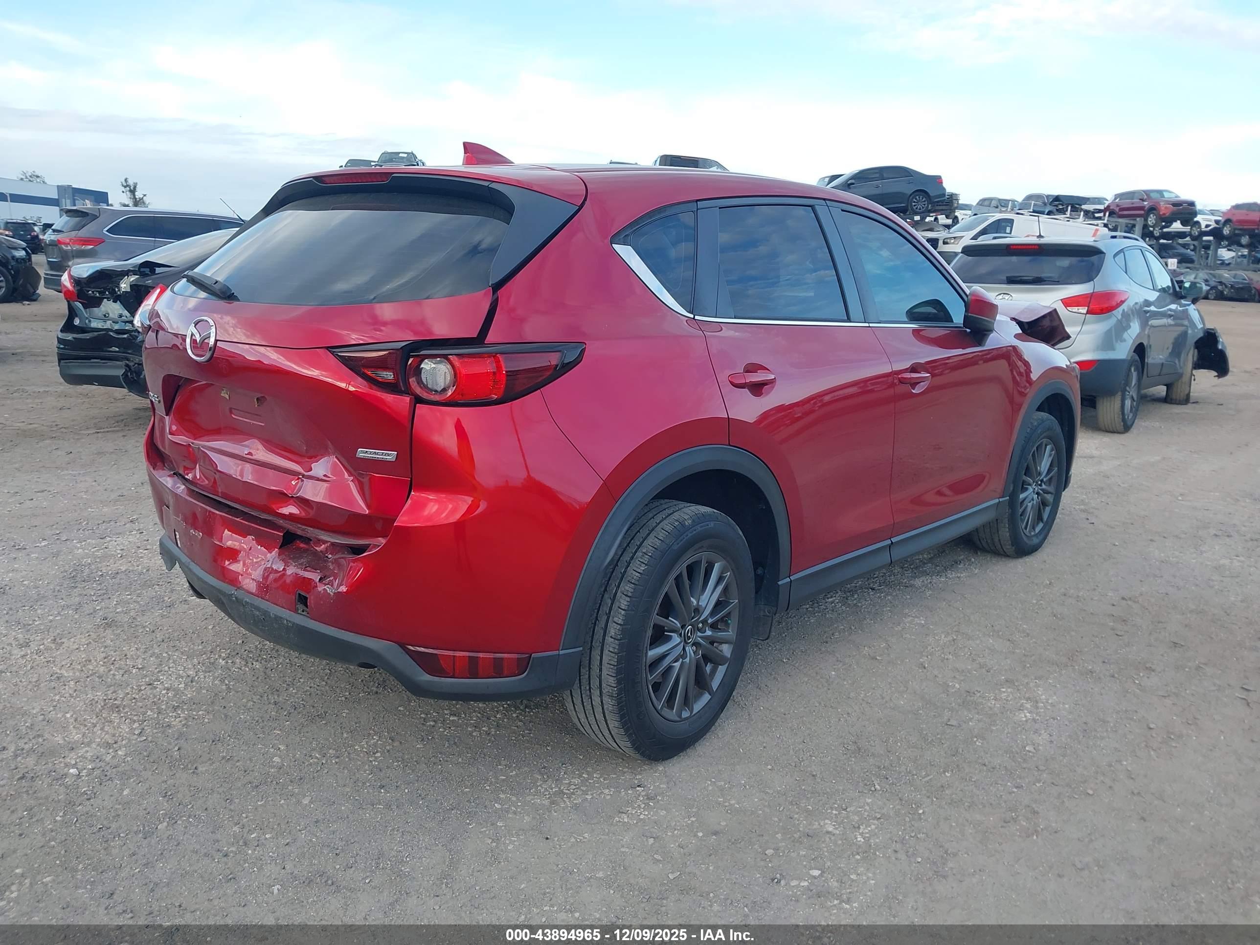 MAZDA CX-5 image 4