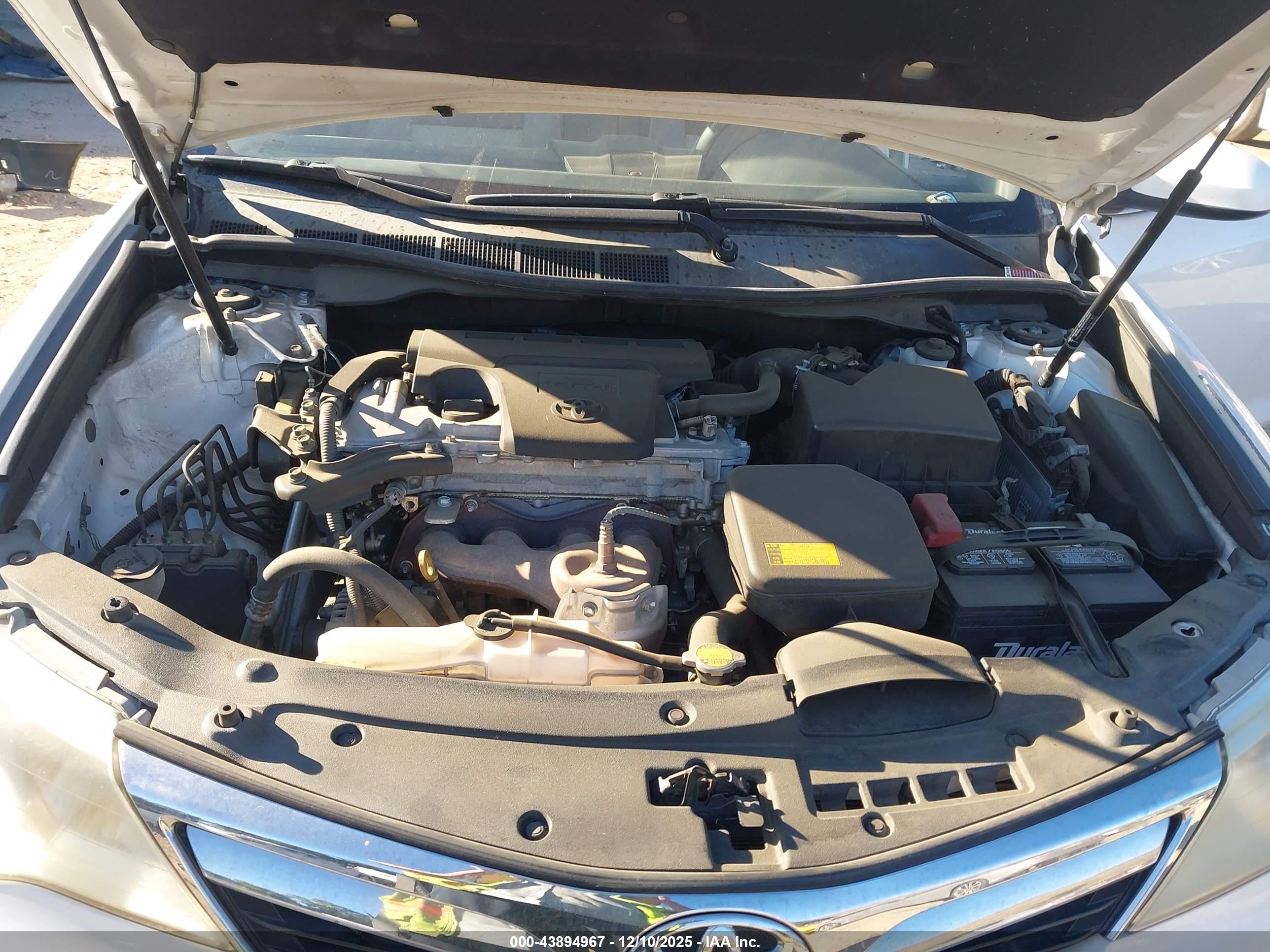 TOYOTA CAMRY image 10