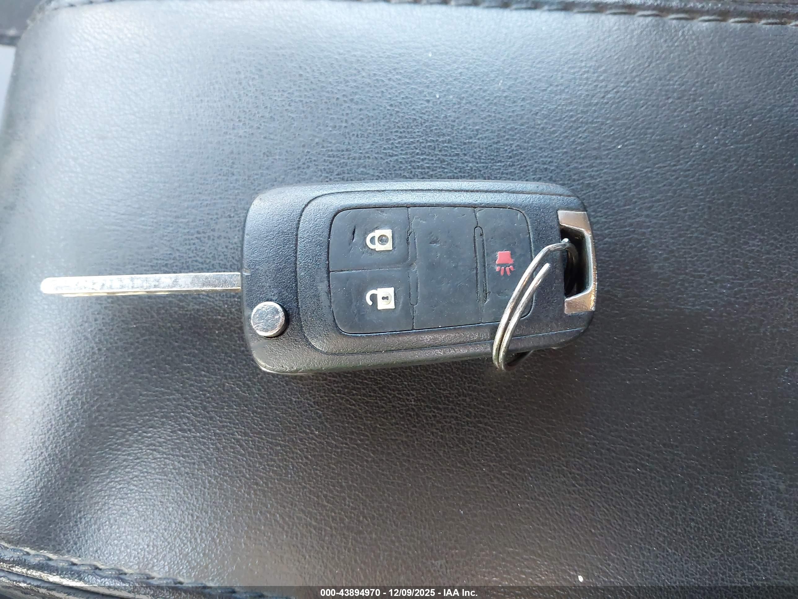 CHEVROLET EQUINOX image 11