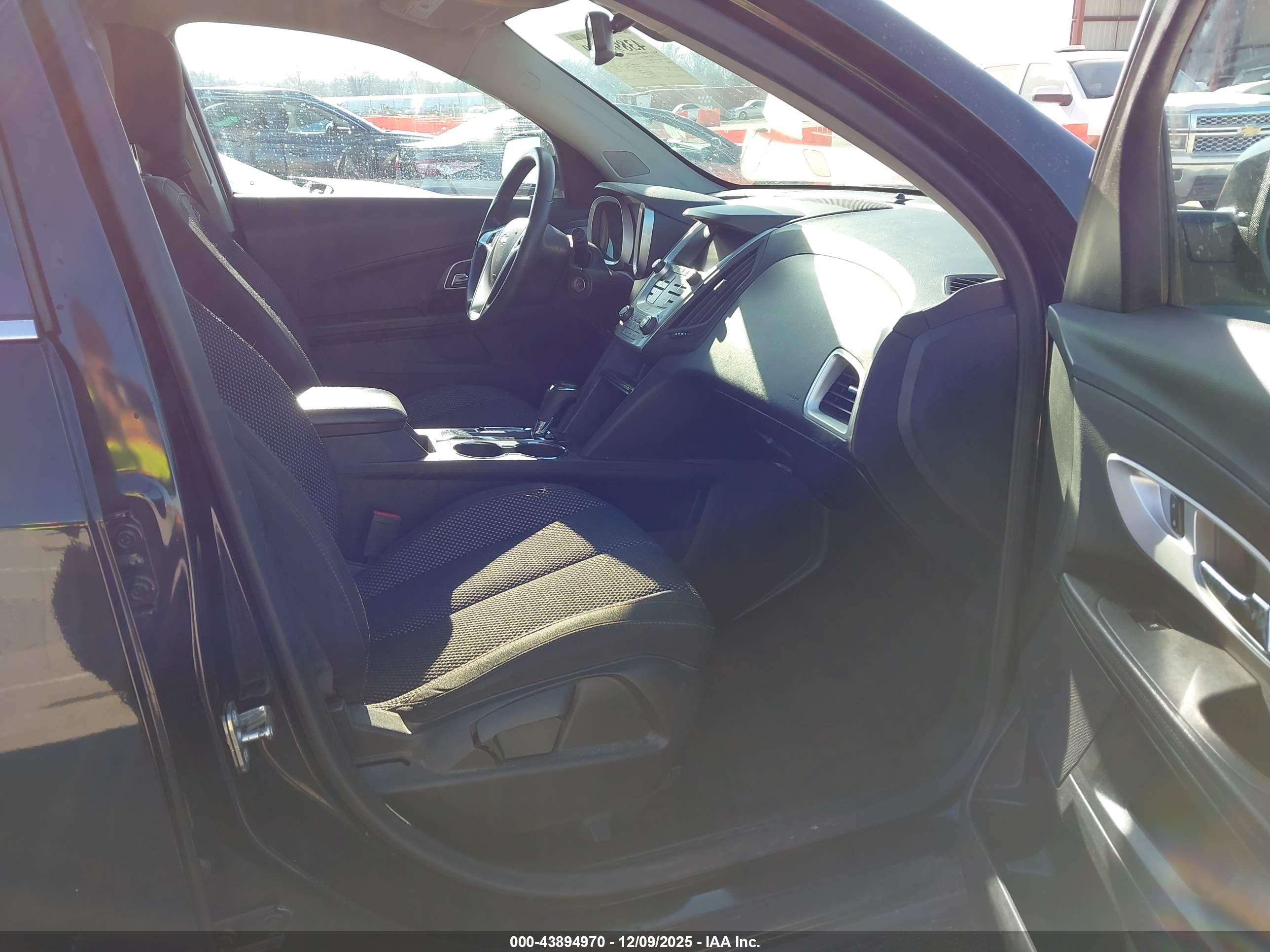 CHEVROLET EQUINOX image 5