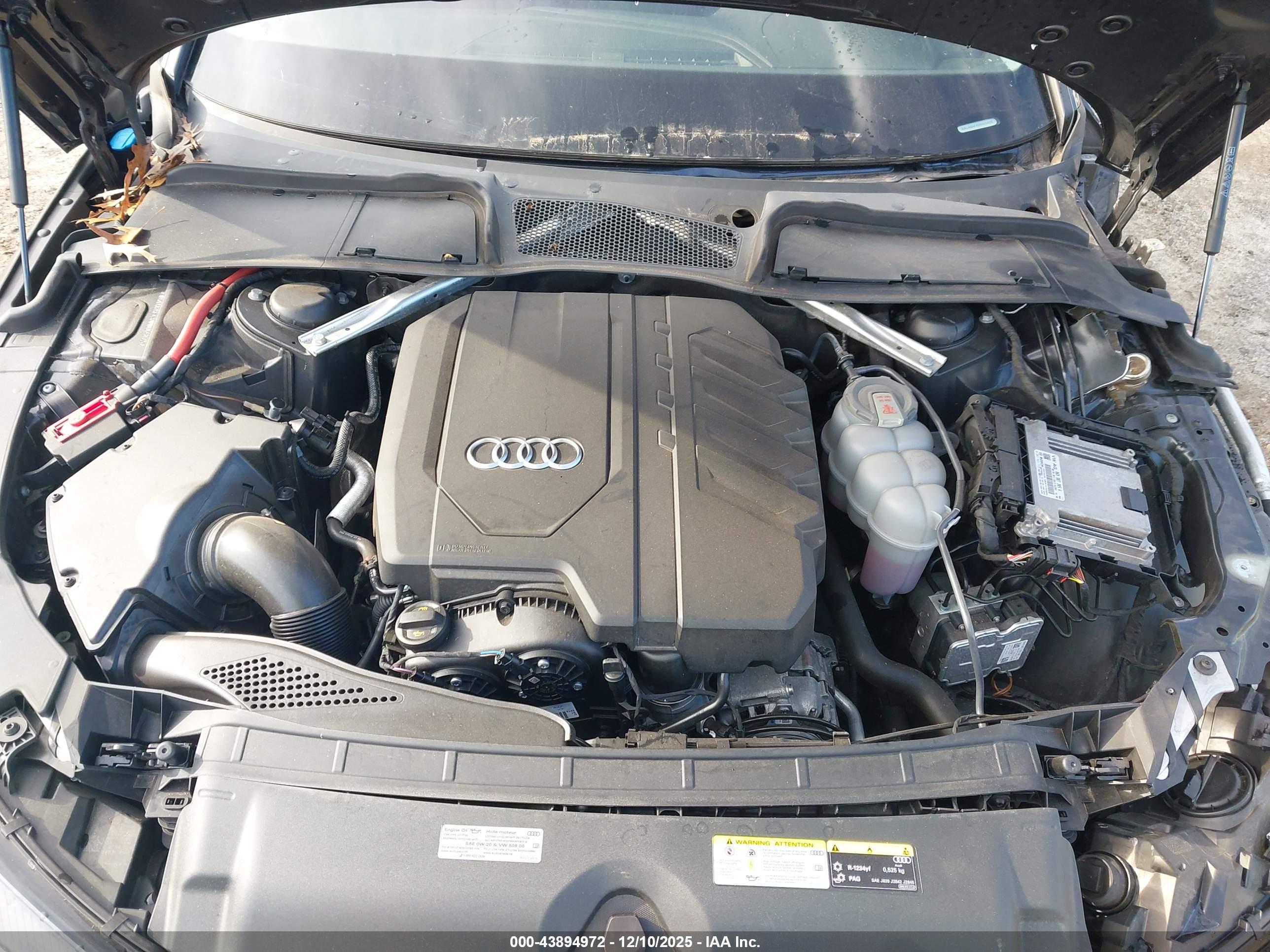 AUDI A4 image 10