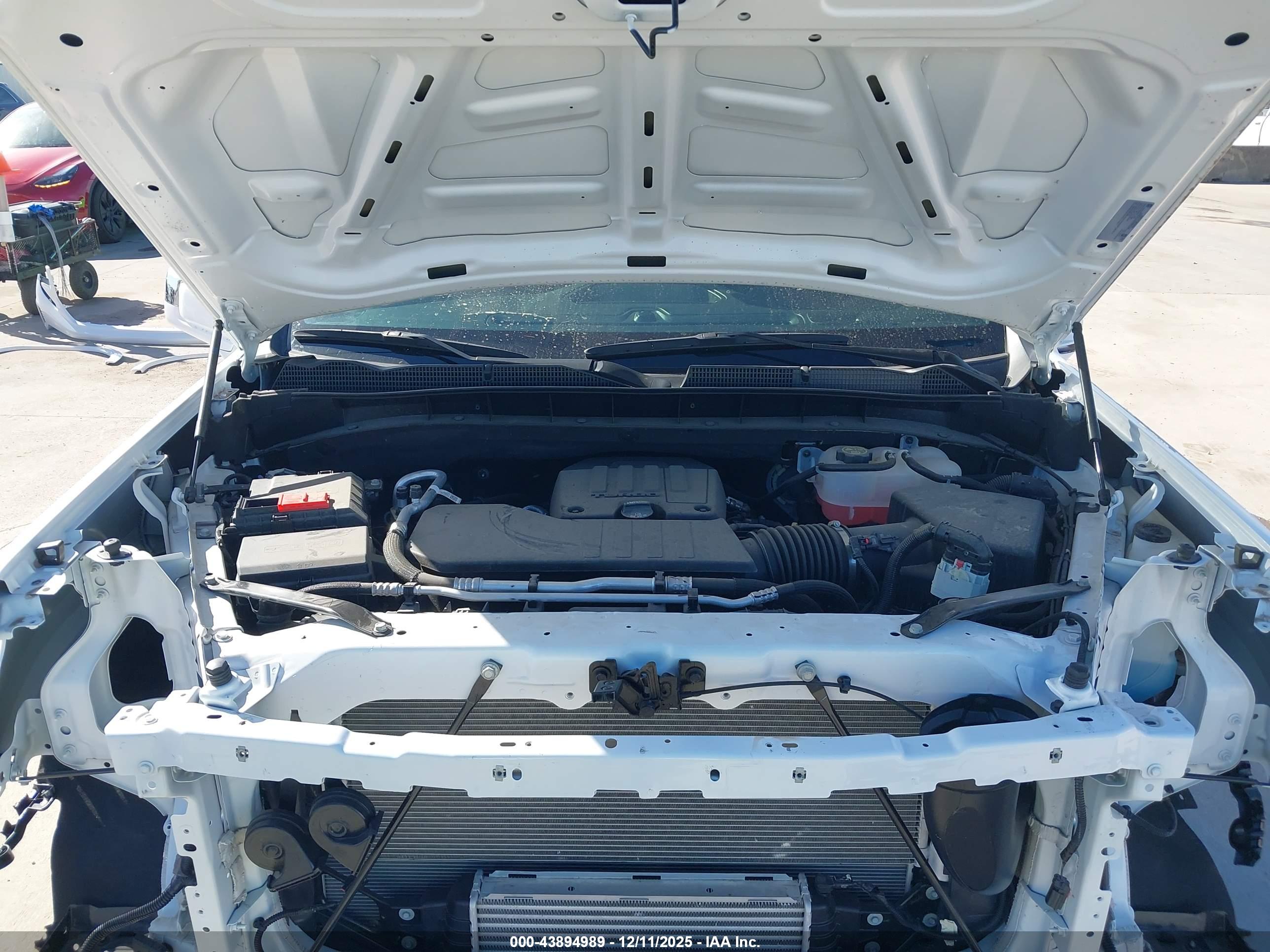 GMC SIERRA image 10