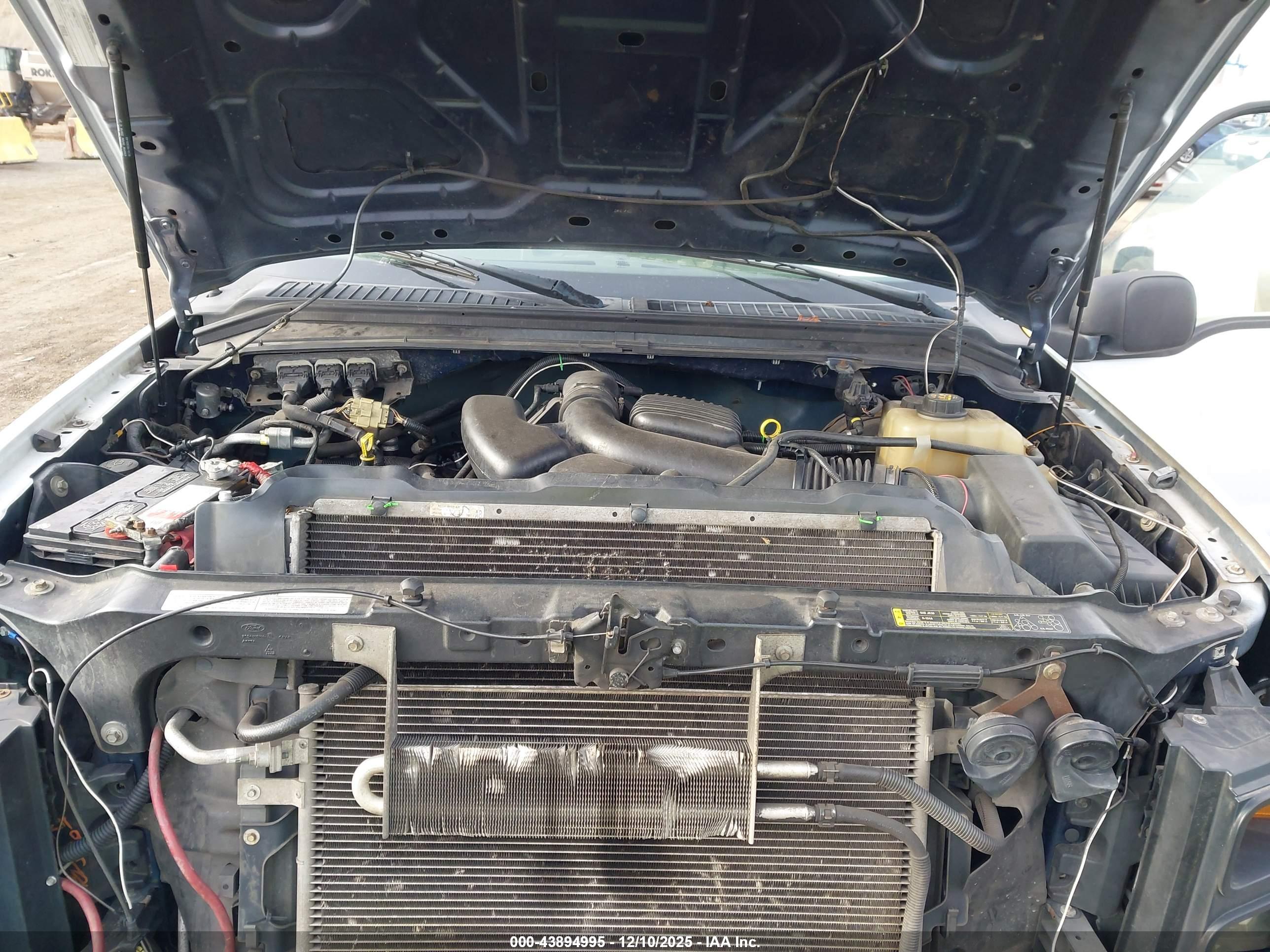 FORD F-250 image 10