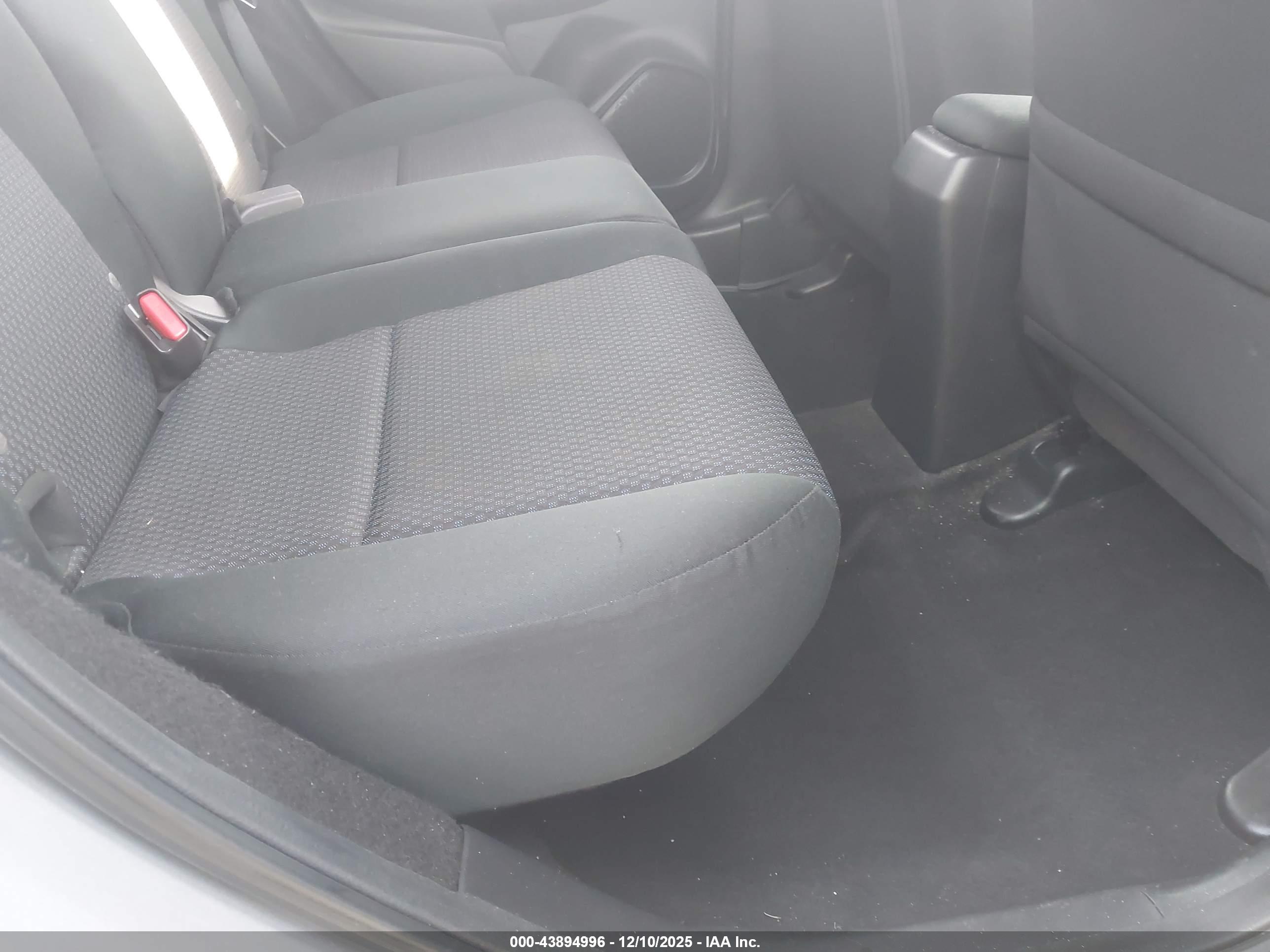 HONDA FIT image 8