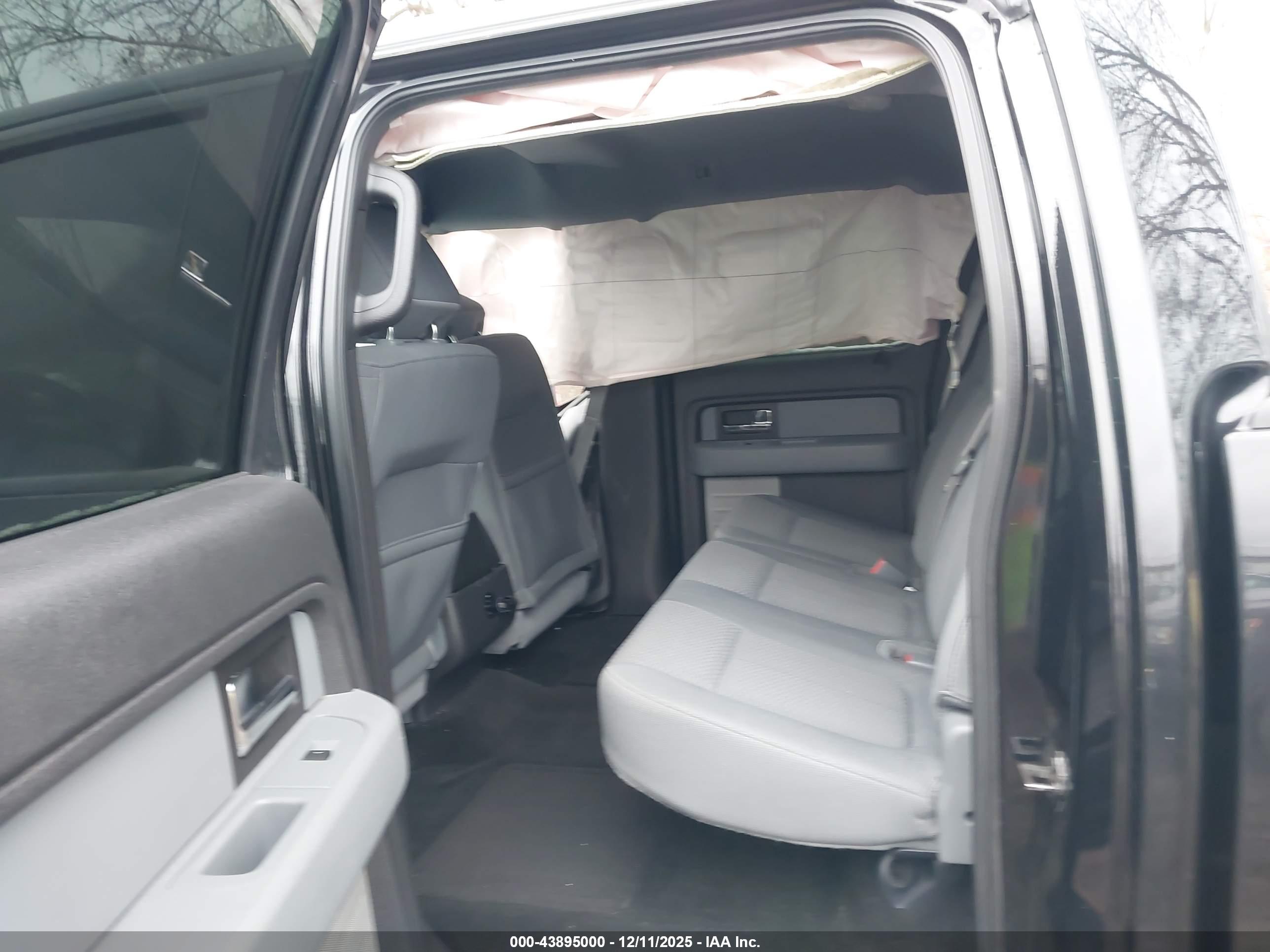FORD F-150 image 8