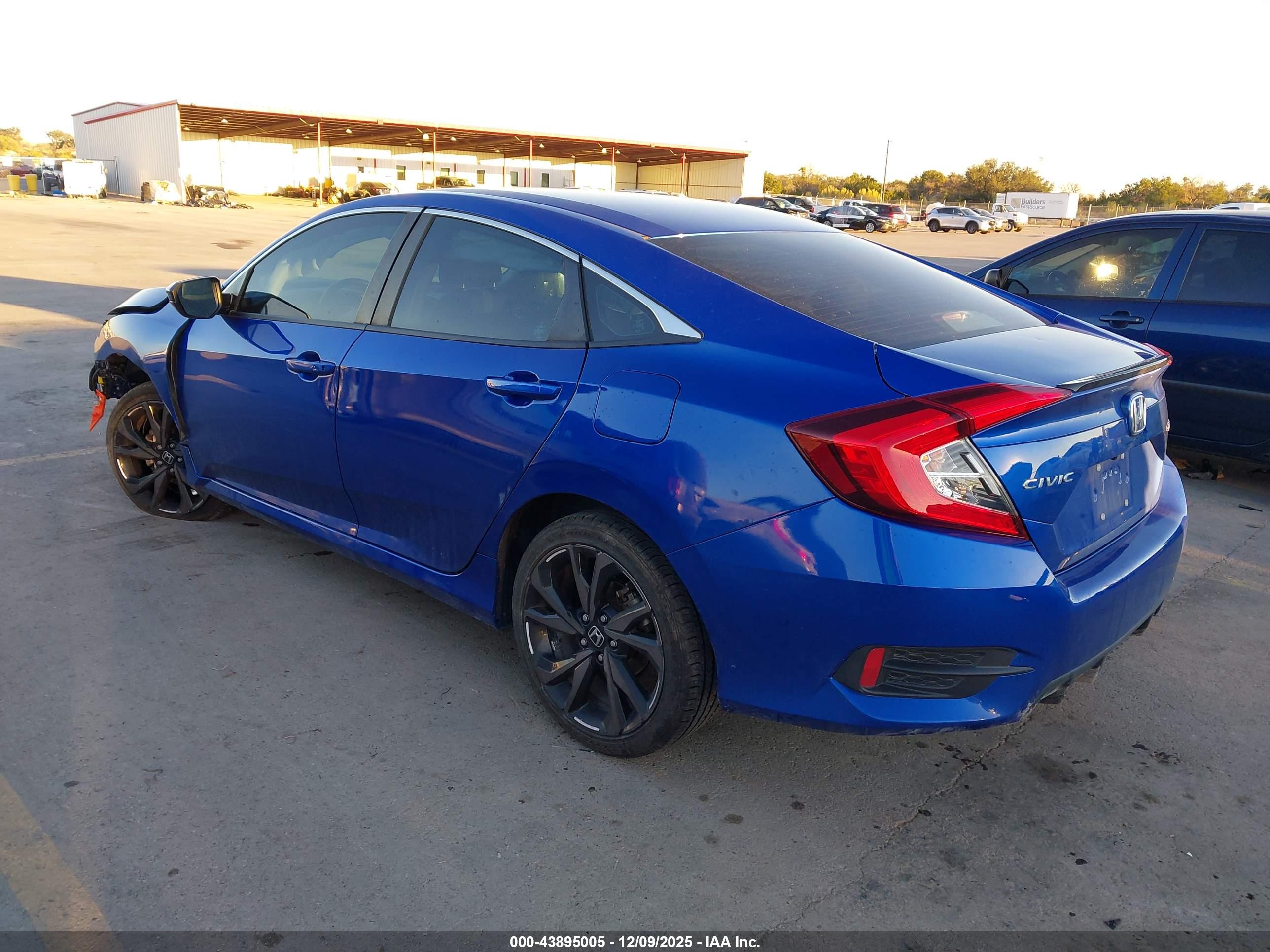 HONDA CIVIC image 3