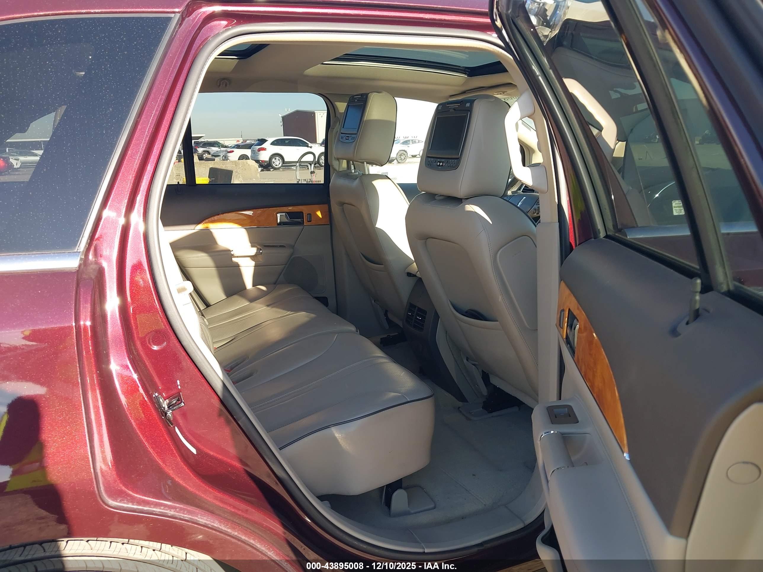 LINCOLN MKX image 8